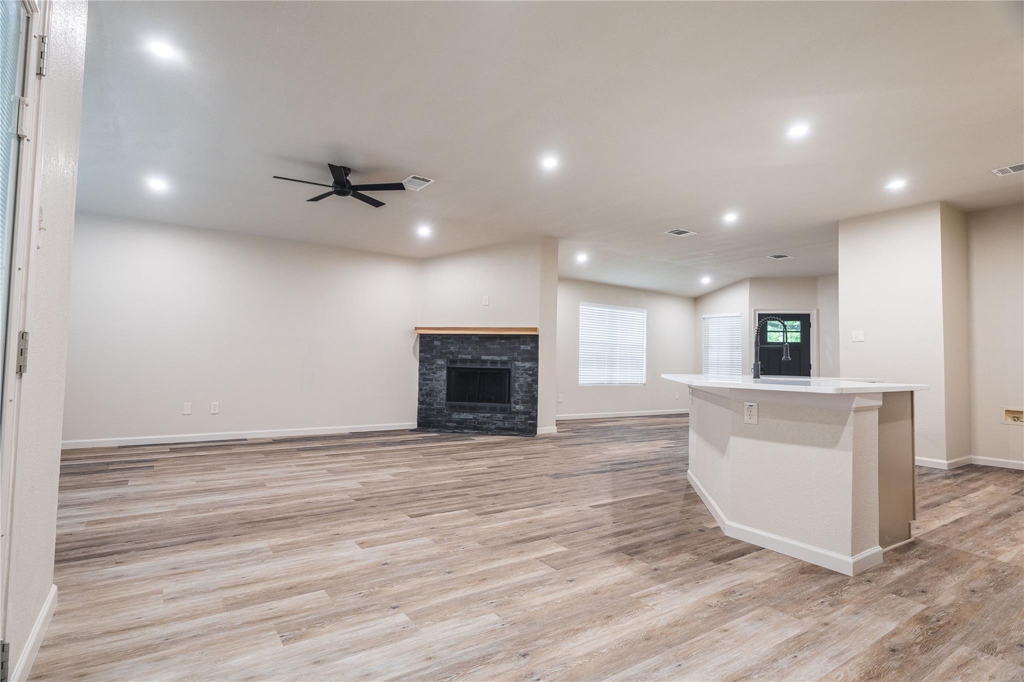 1205 Gazania DR — photo 4