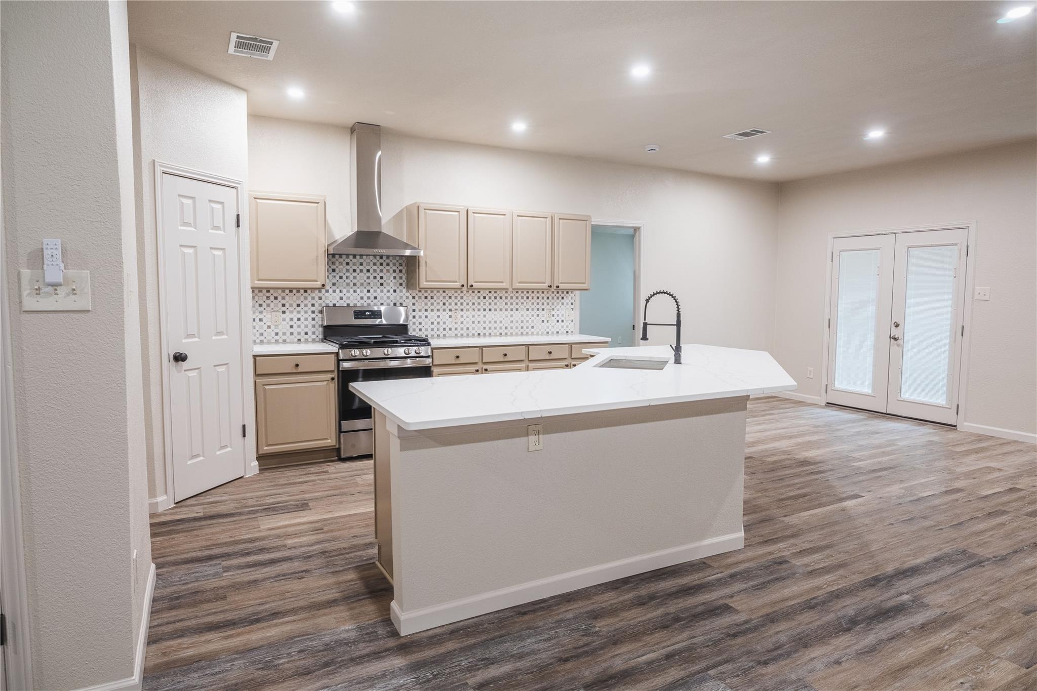 1205 Gazania DR — photo 5