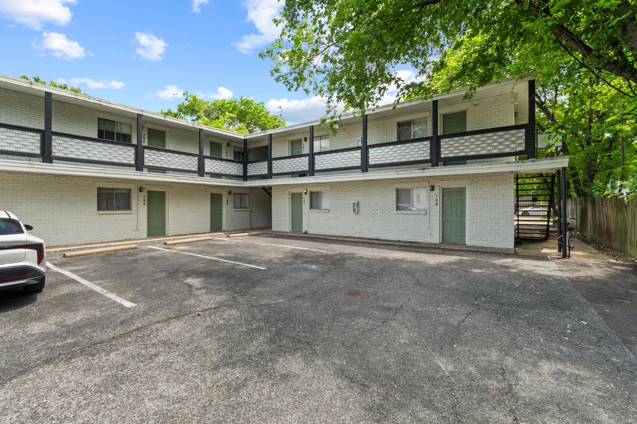 3707 Cedar ST — photo 4