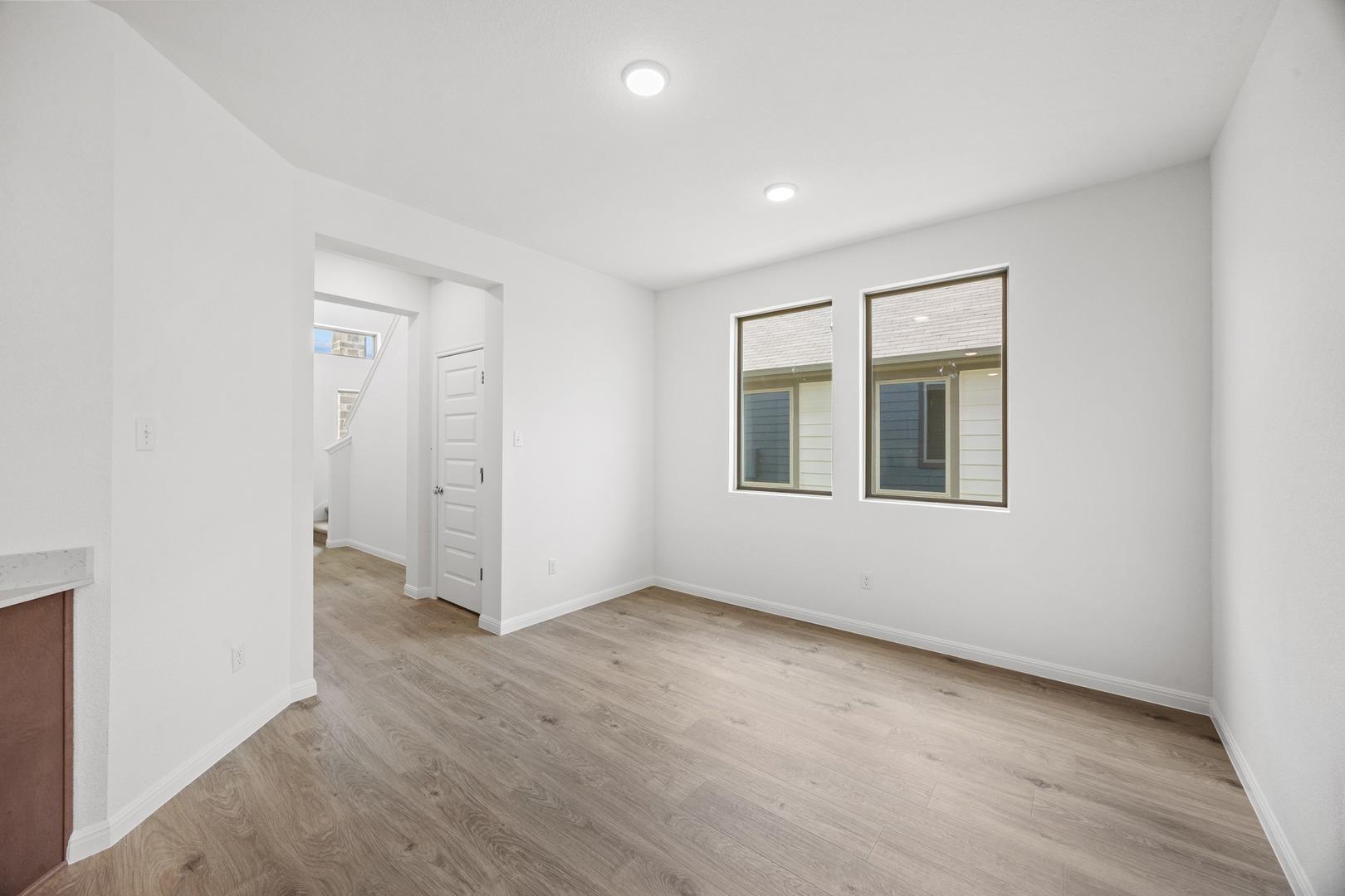 200 Hornet ST — photo 5
