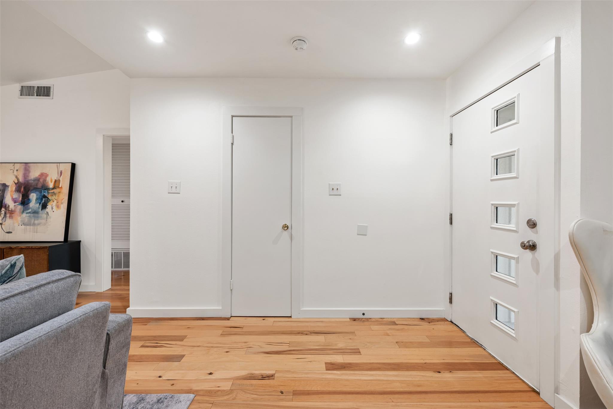 9910 Faylin DR — photo 4