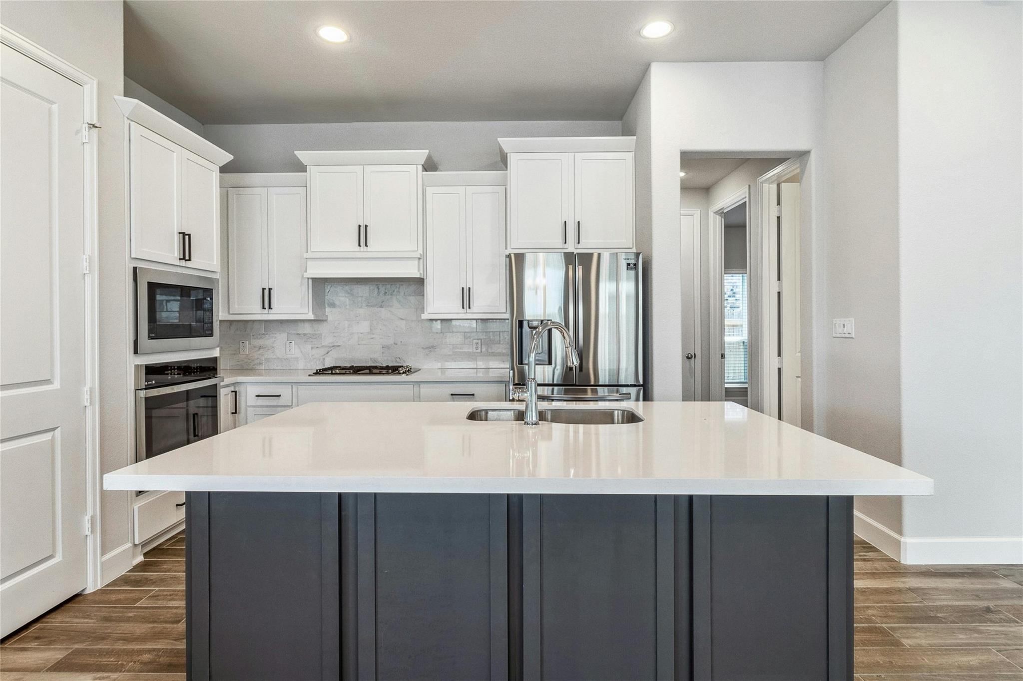 1117 Blue Oak BLVD — photo 3