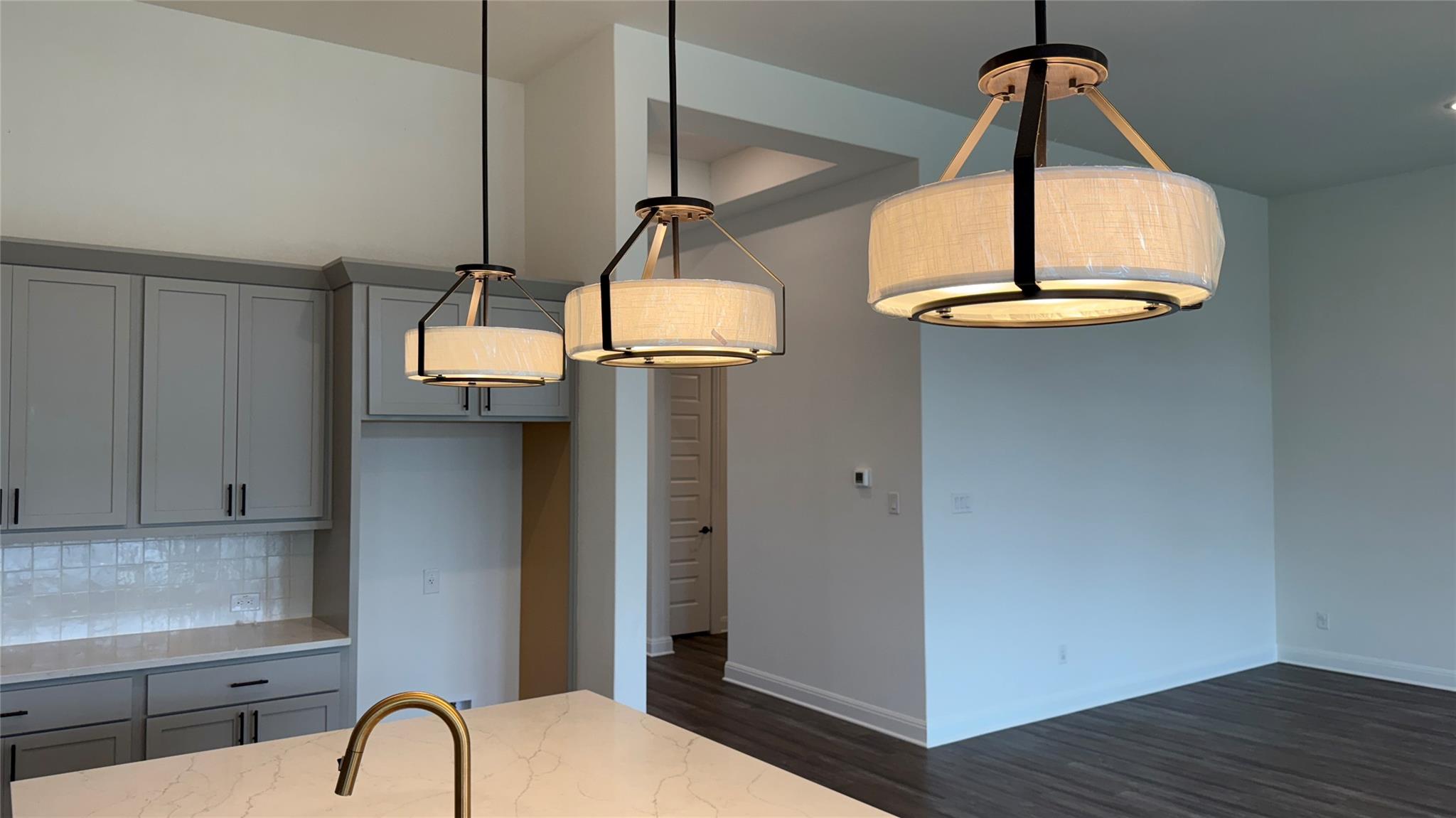 352 Olympic Park DR — photo 5