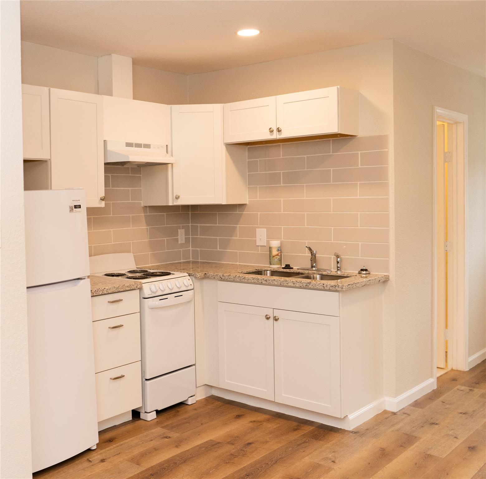 97 Anthony ST #B — photo 3