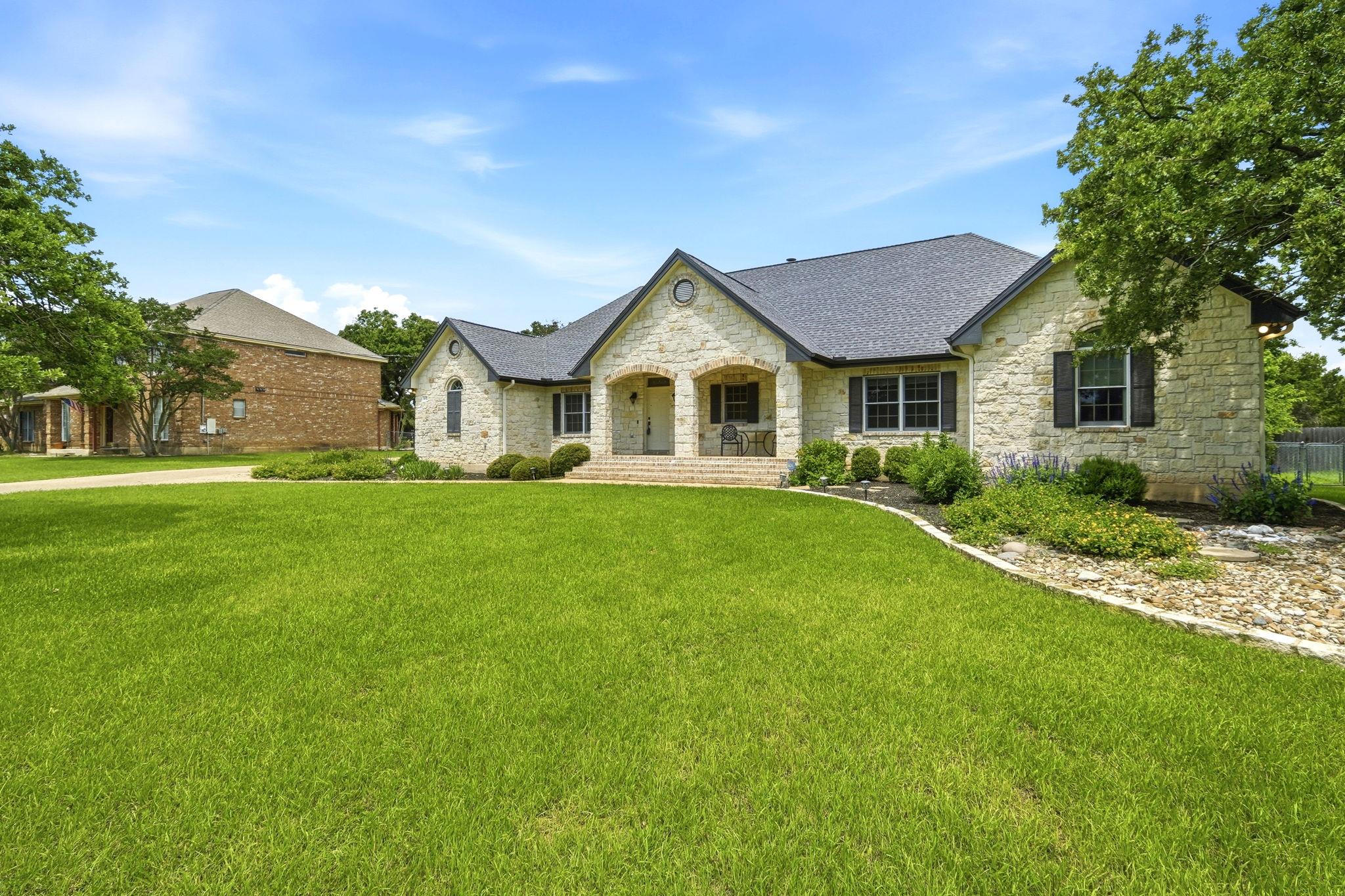 2000 Fountainwood DR — photo 4