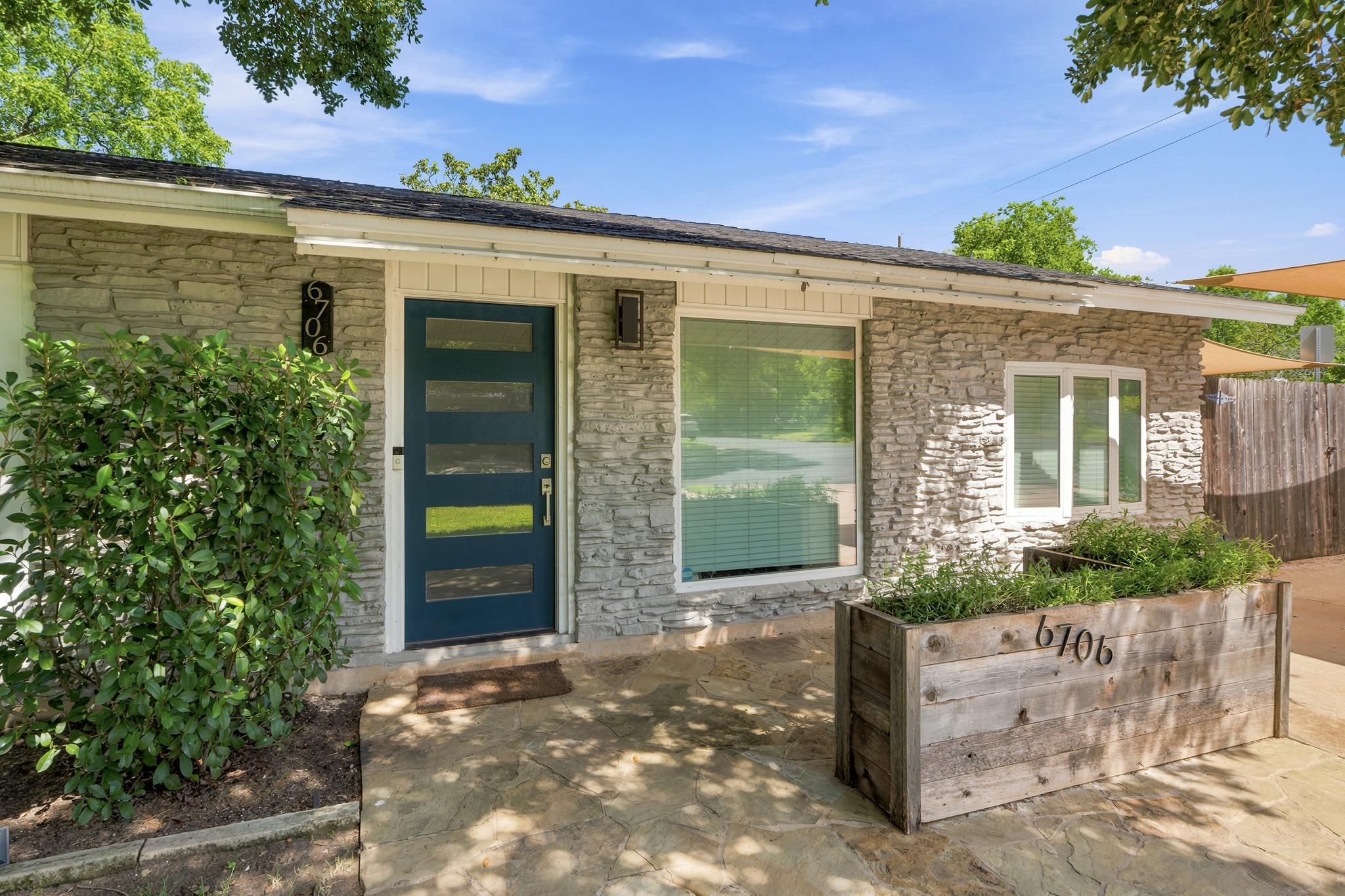 6706 Isabelle DR — photo 5