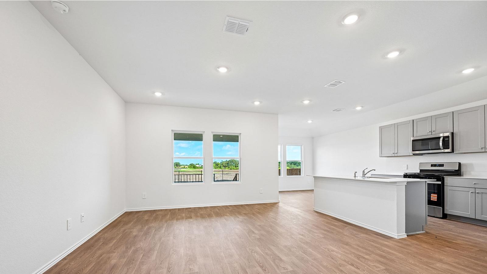 200 Salkeld DR — photo 4