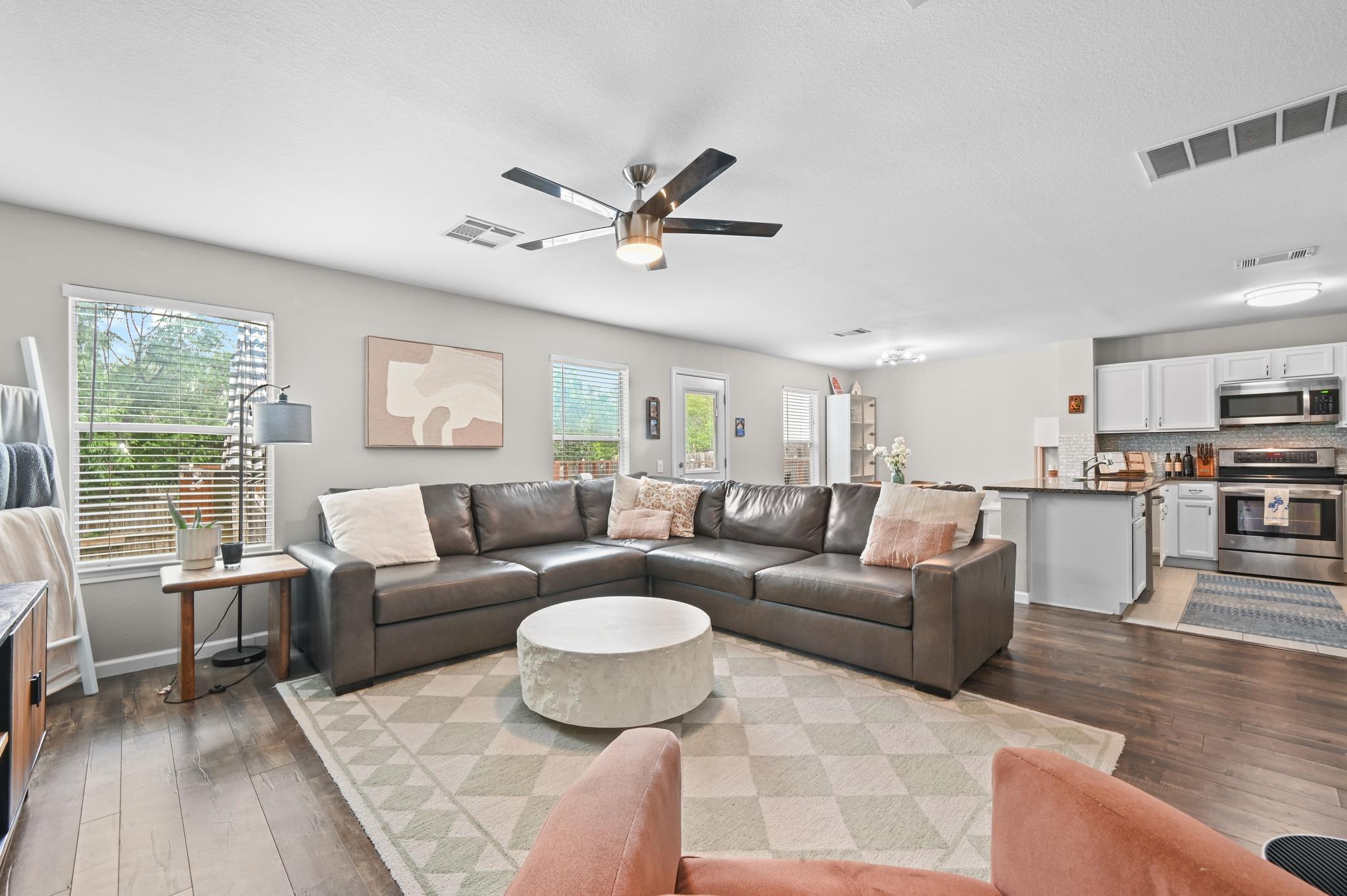 1414 Strickland DR — photo 5