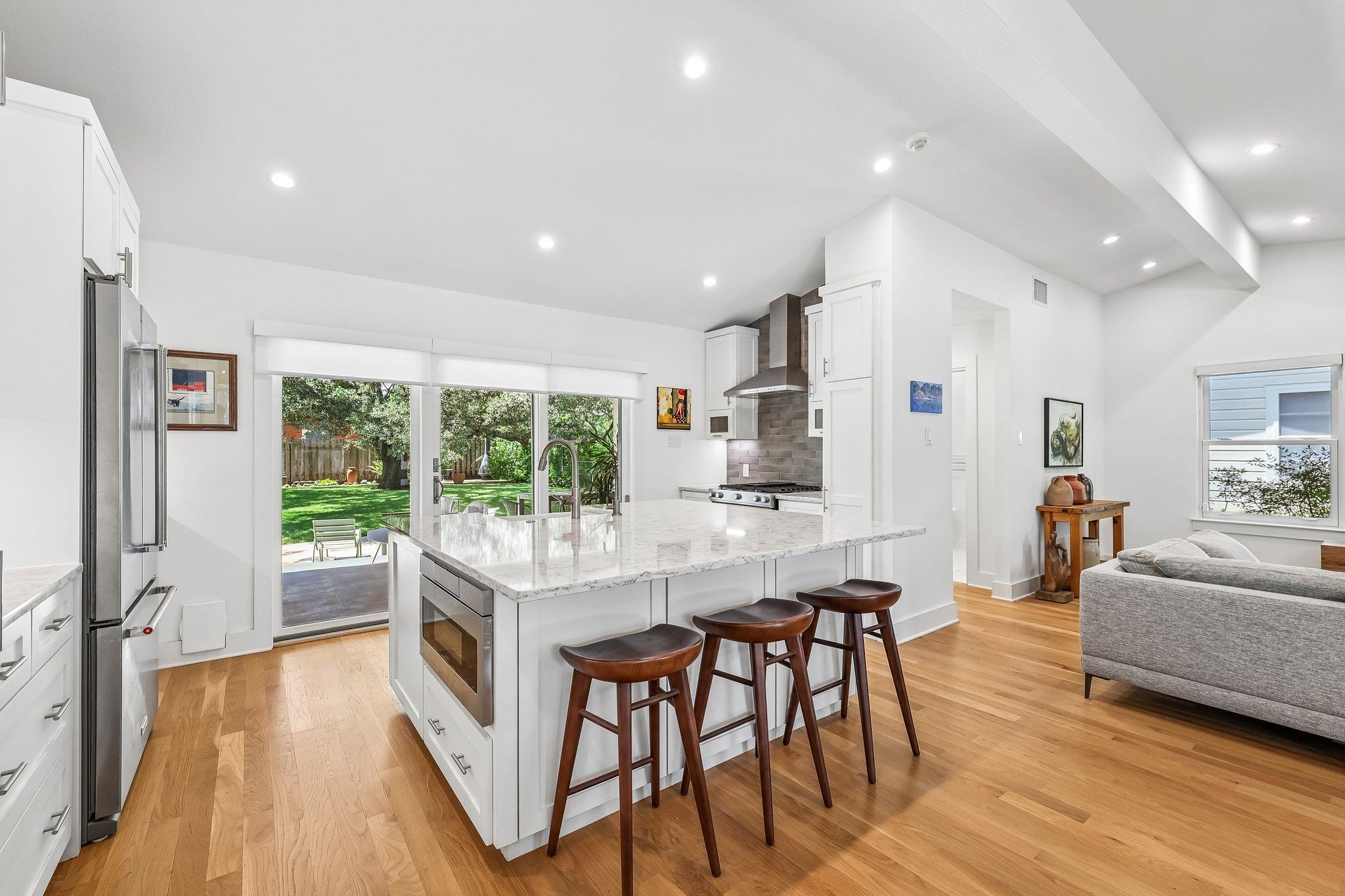 6308 Nasco DR — photo 3