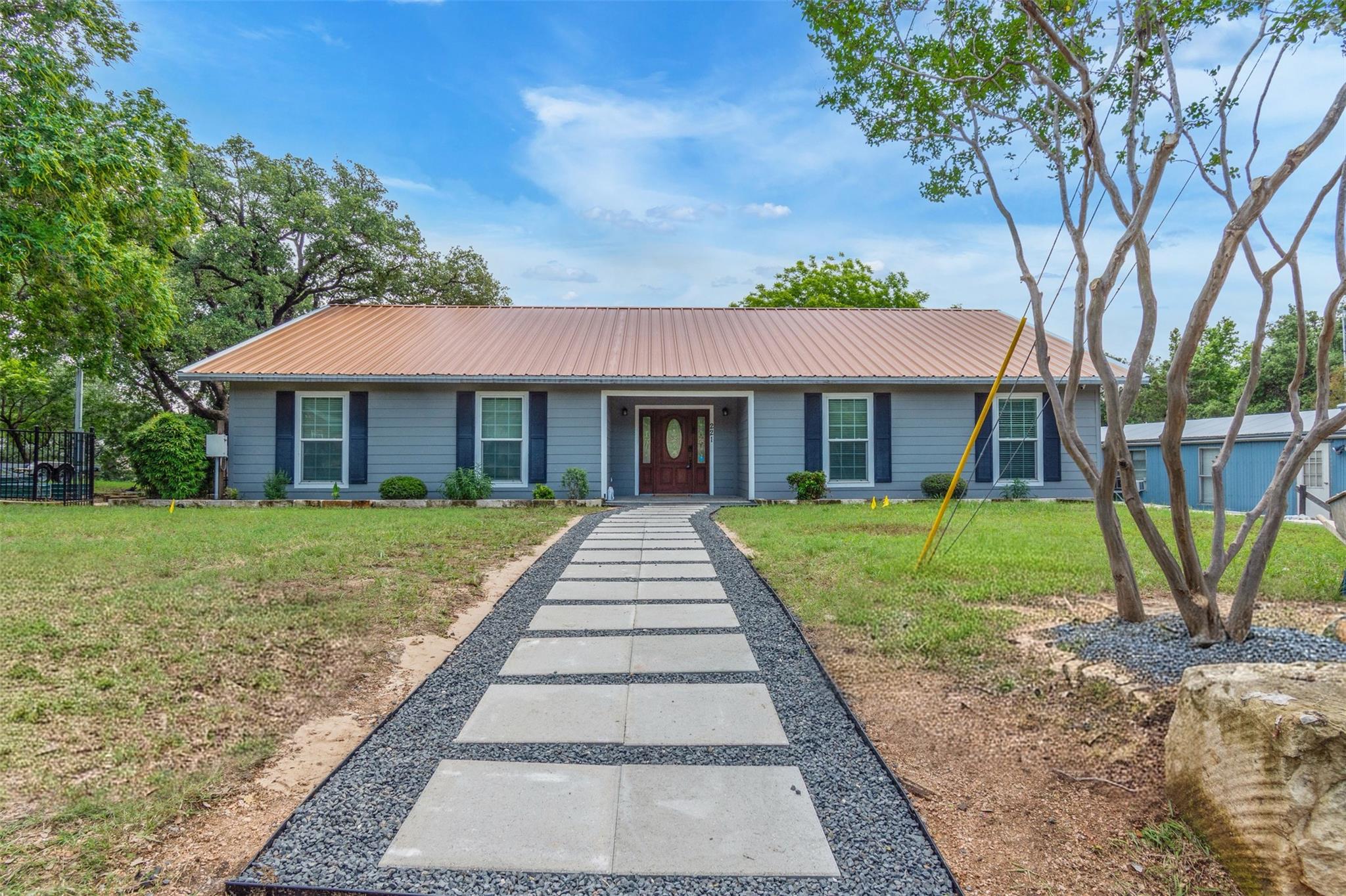 221 County Road 136C — photo 5