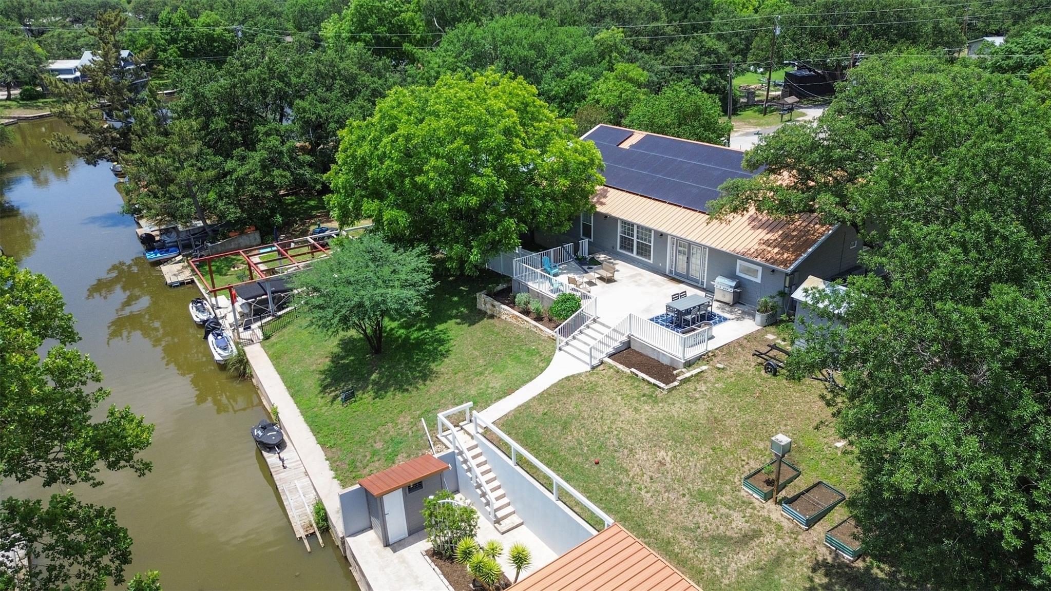 221 County Road 136C — photo 4