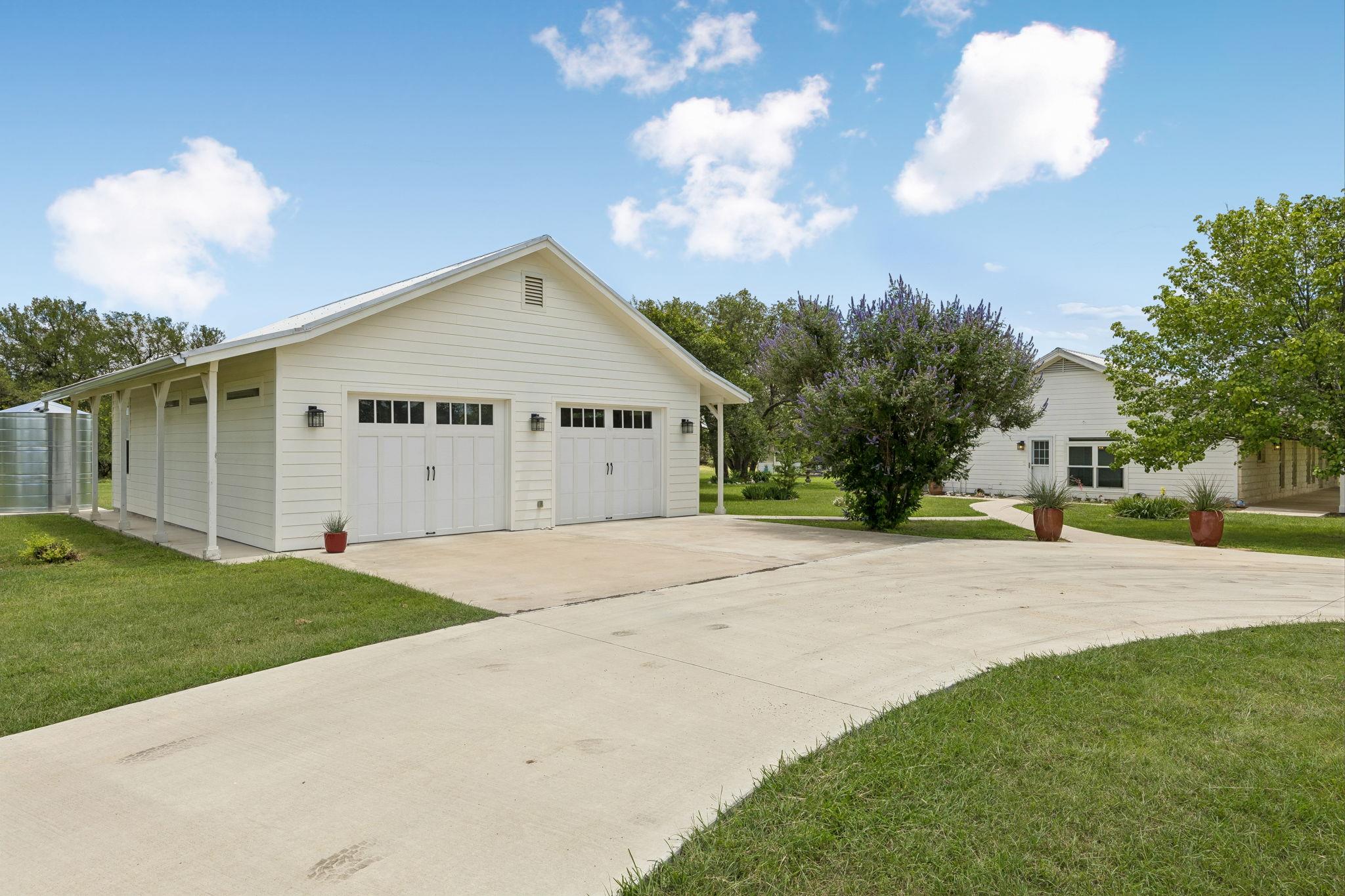 4320 County Road 223 — photo 3