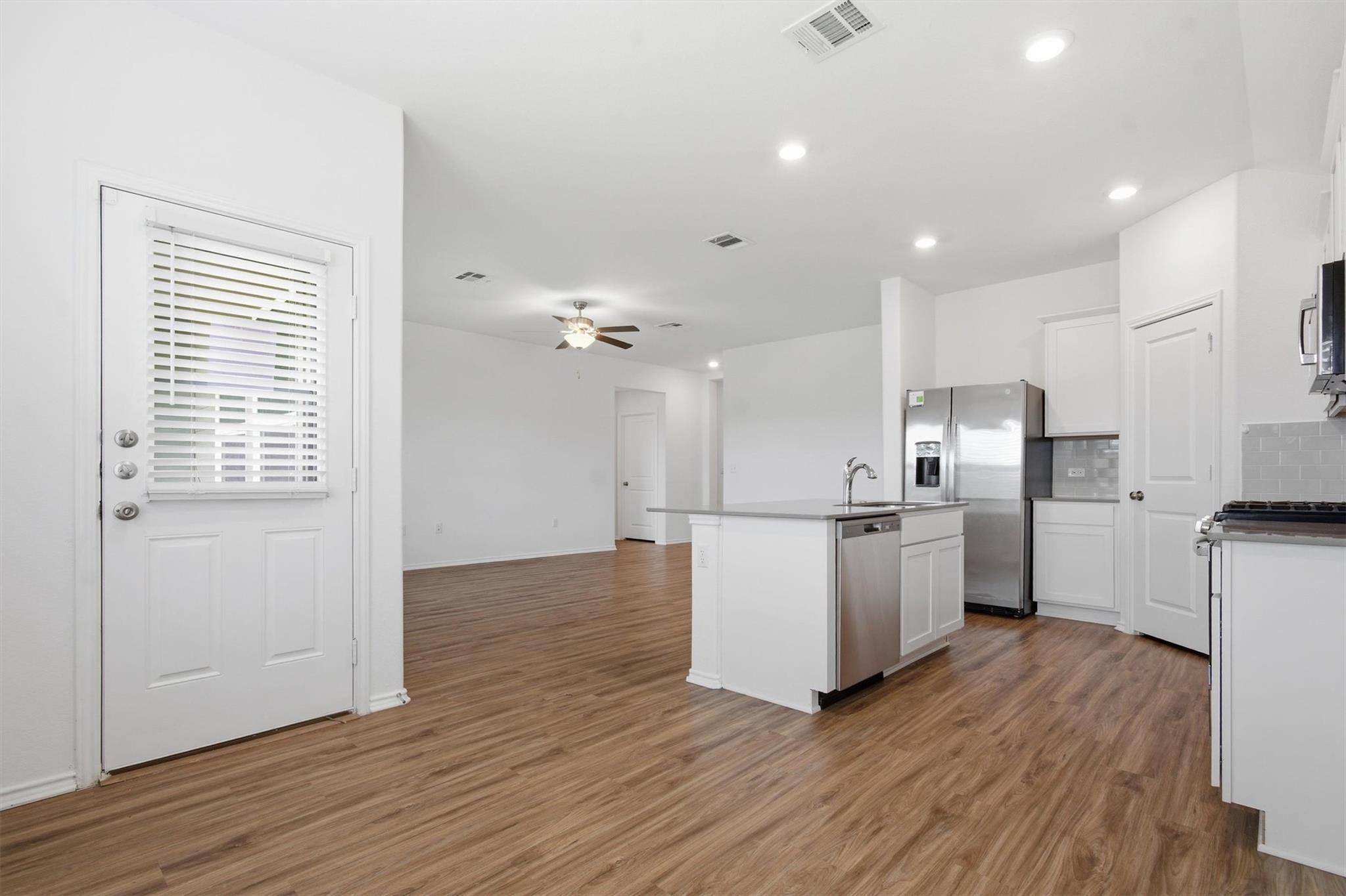 10537 Steinbeck DR — photo 5