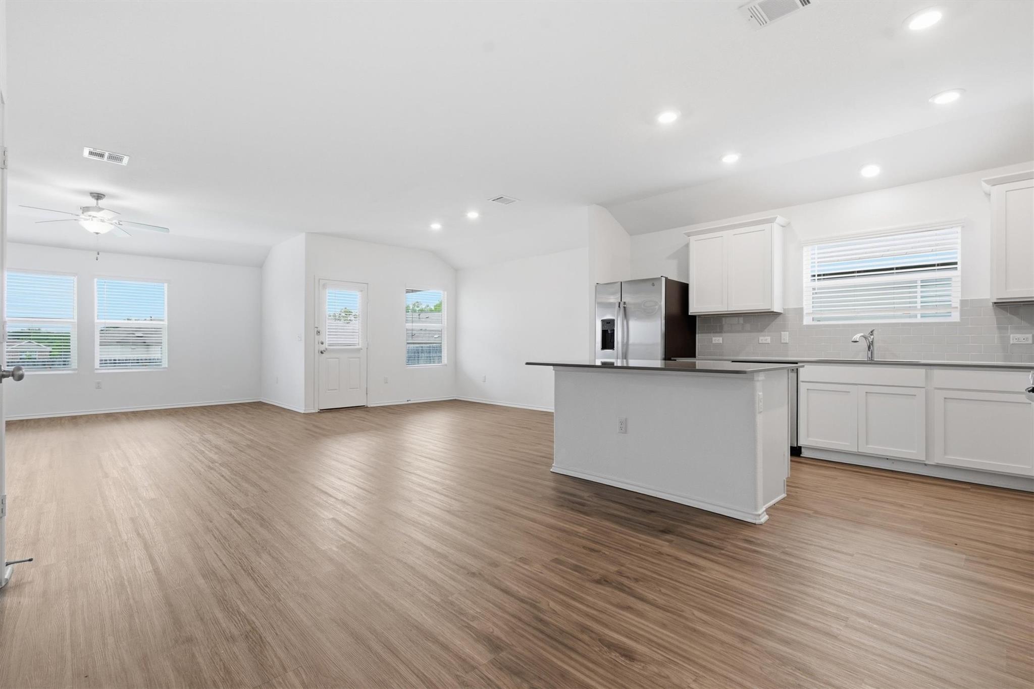 10508 Steinbeck DR — photo 3