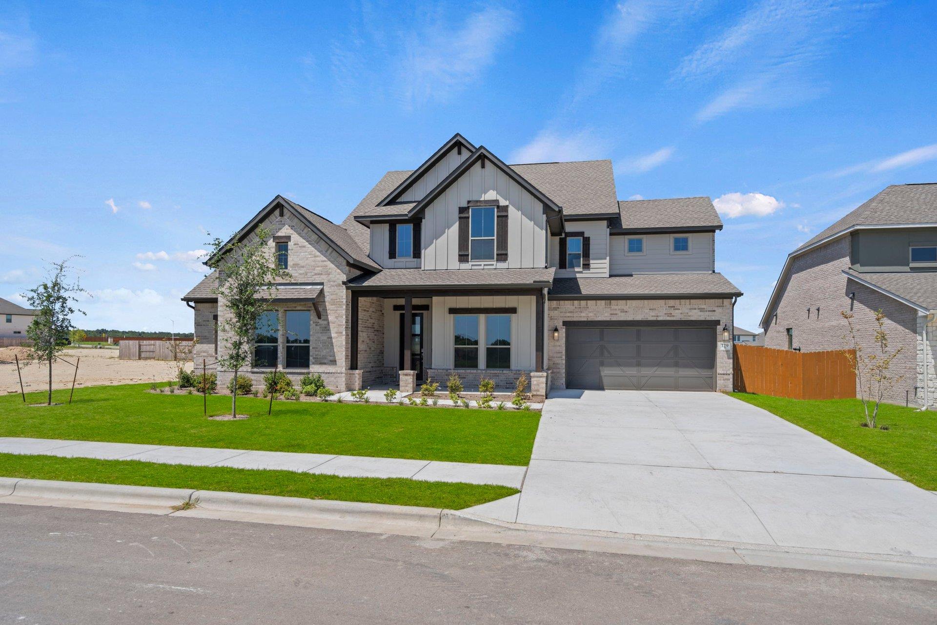 129 Clancy DR — photo 4