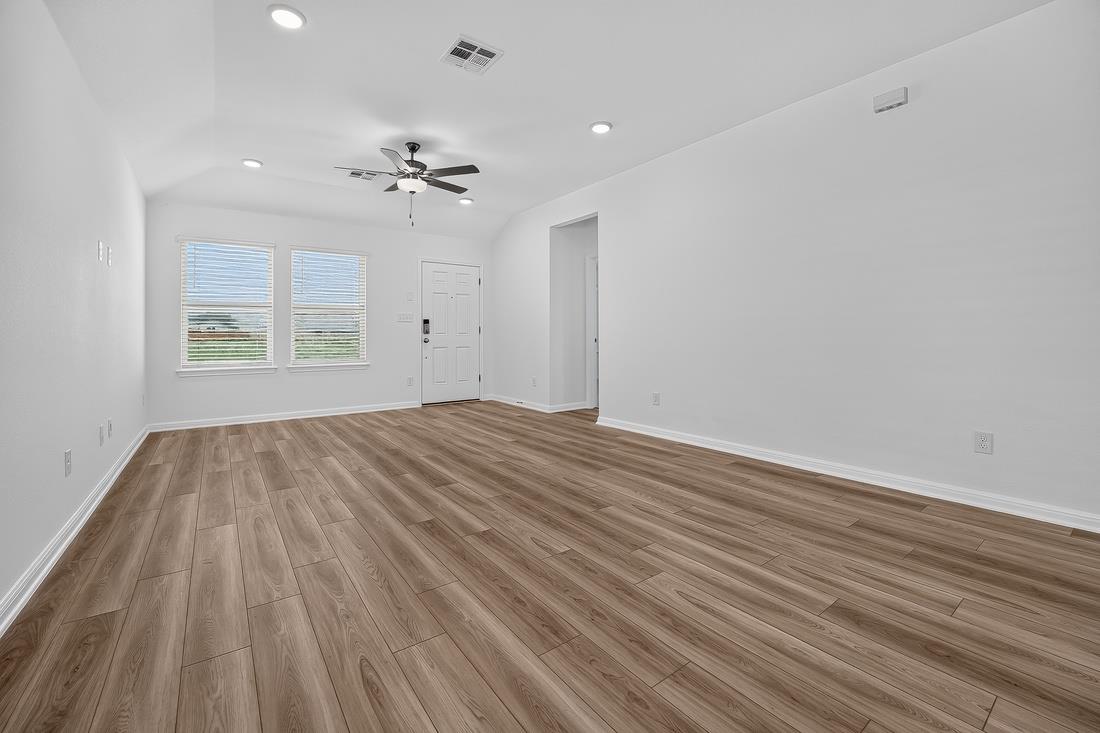 126 Christy ST — photo 3