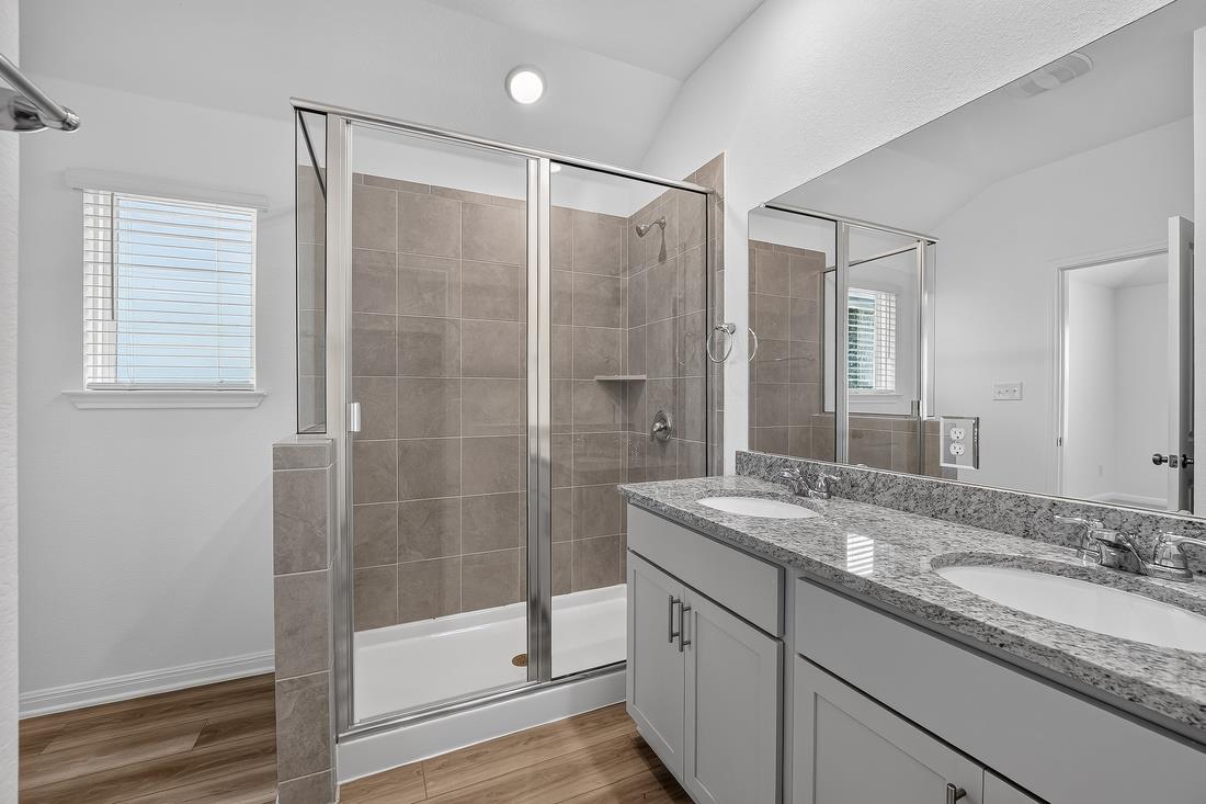 126 Christy ST — photo 4
