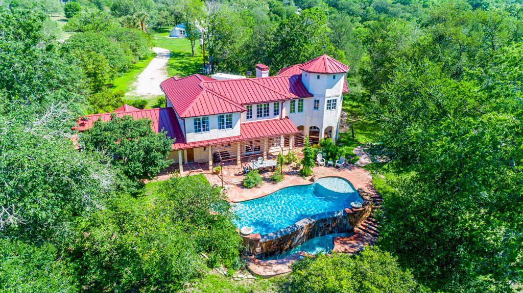 541 Martindale Falls RD — photo 3