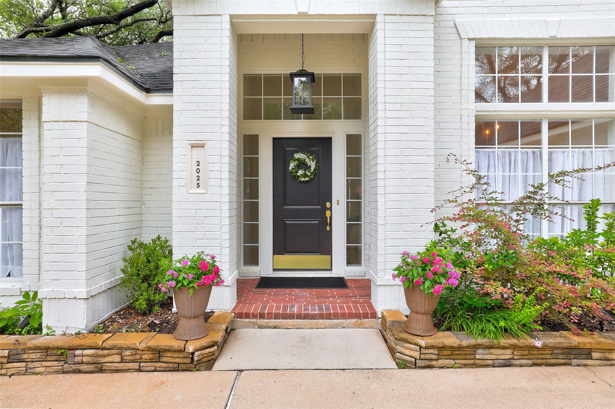 2025 Saint Andrews DR — photo 4