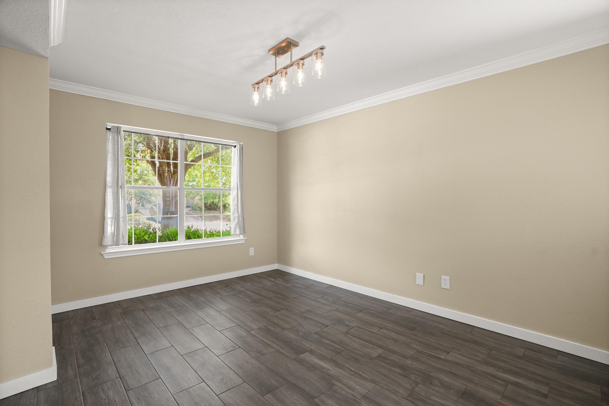 18209 Canopy LN — photo 4
