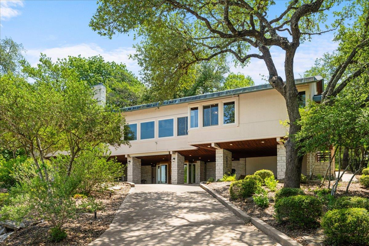 405 Valley View DR — photo 3