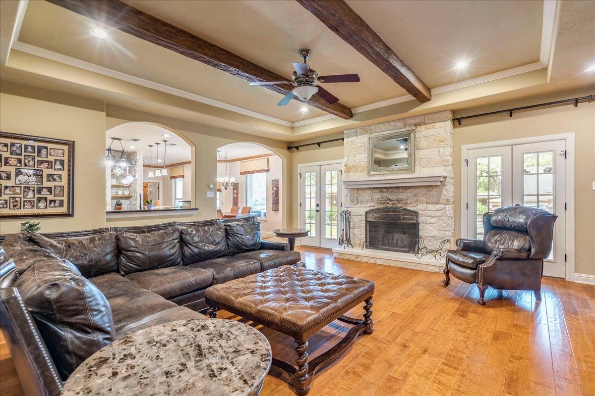 530 Woodland DR — photo 5