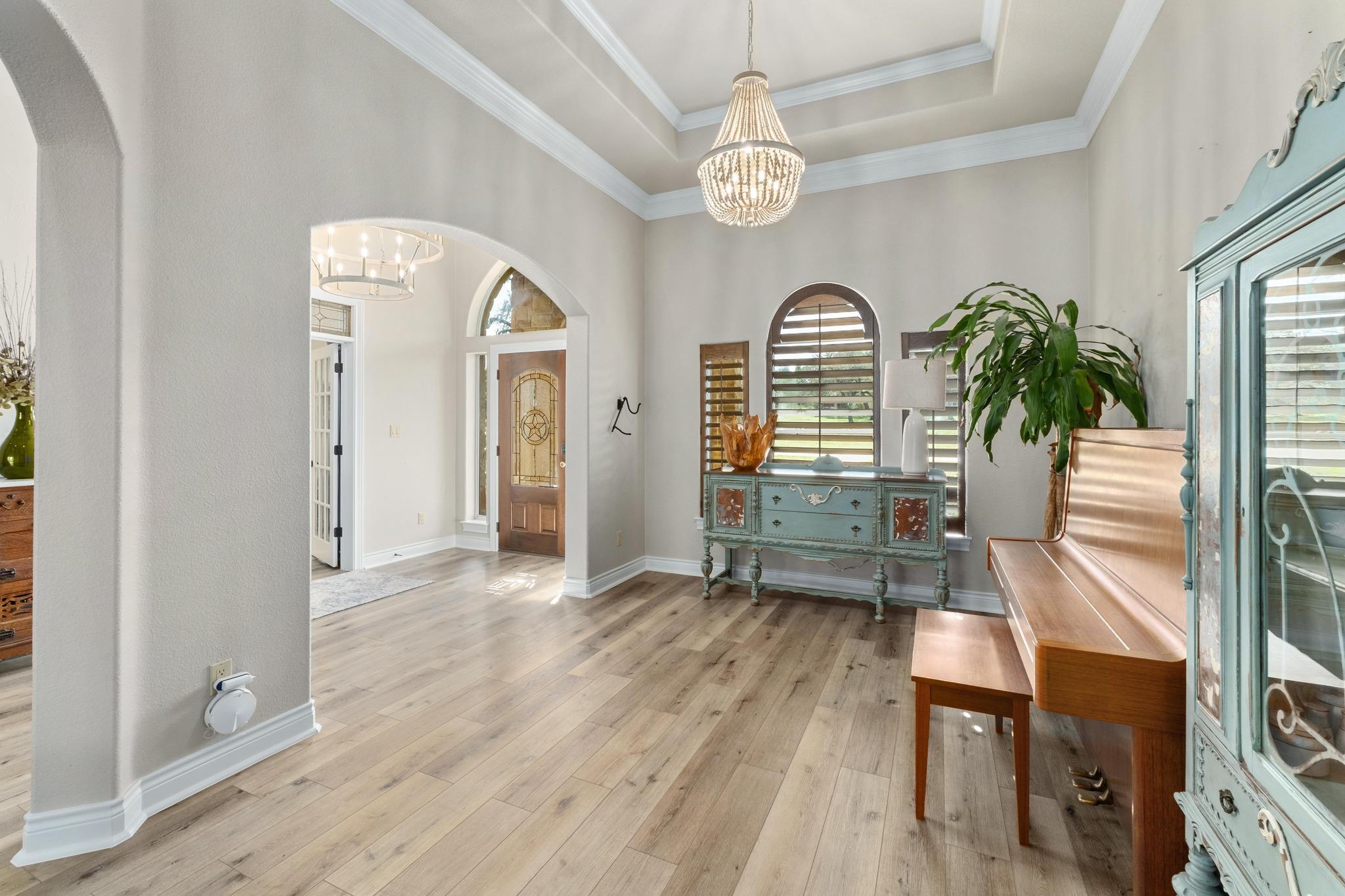 416 Shadywood LN — photo 4