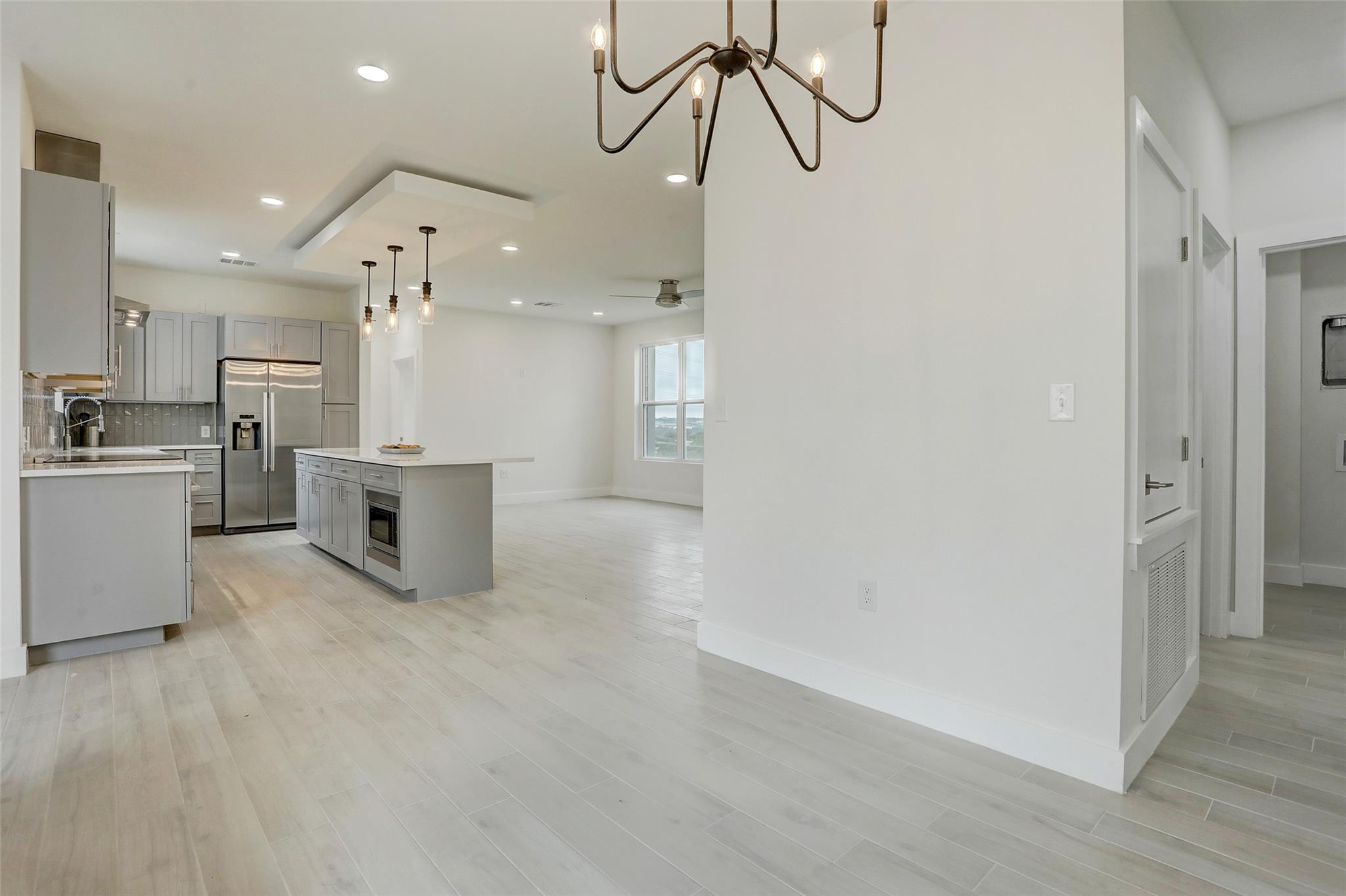 4300 Mansfield Dam RD #1421 / 1431 — photo 4