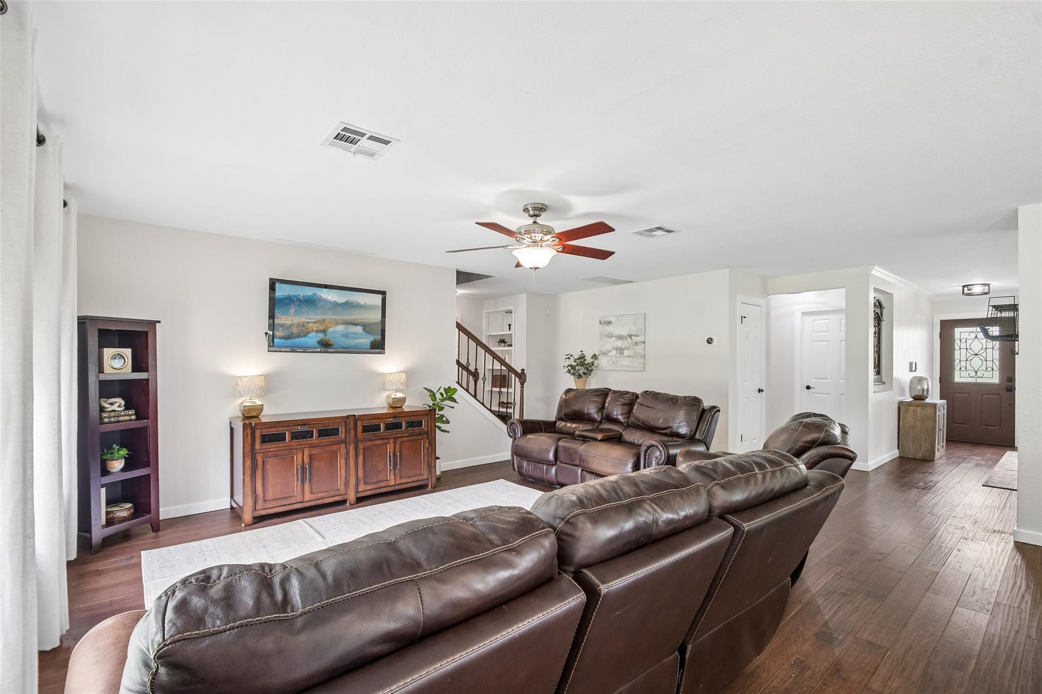 485 Bella Vista CIR — photo 5