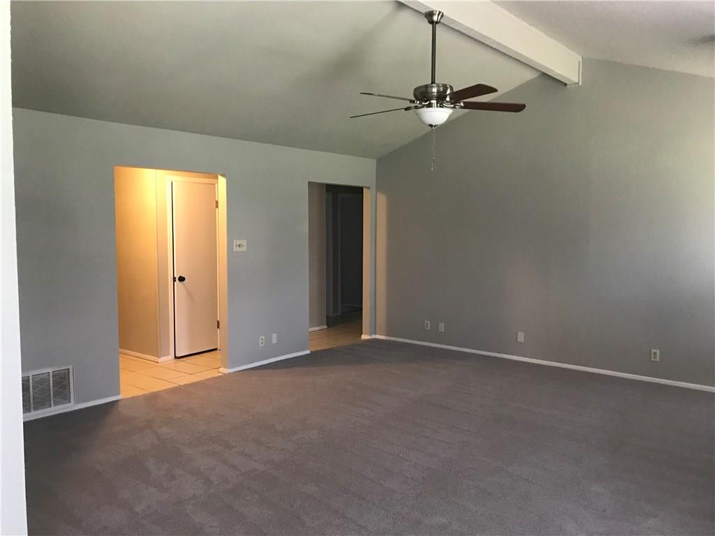 606 Brookhollow DR — photo 5