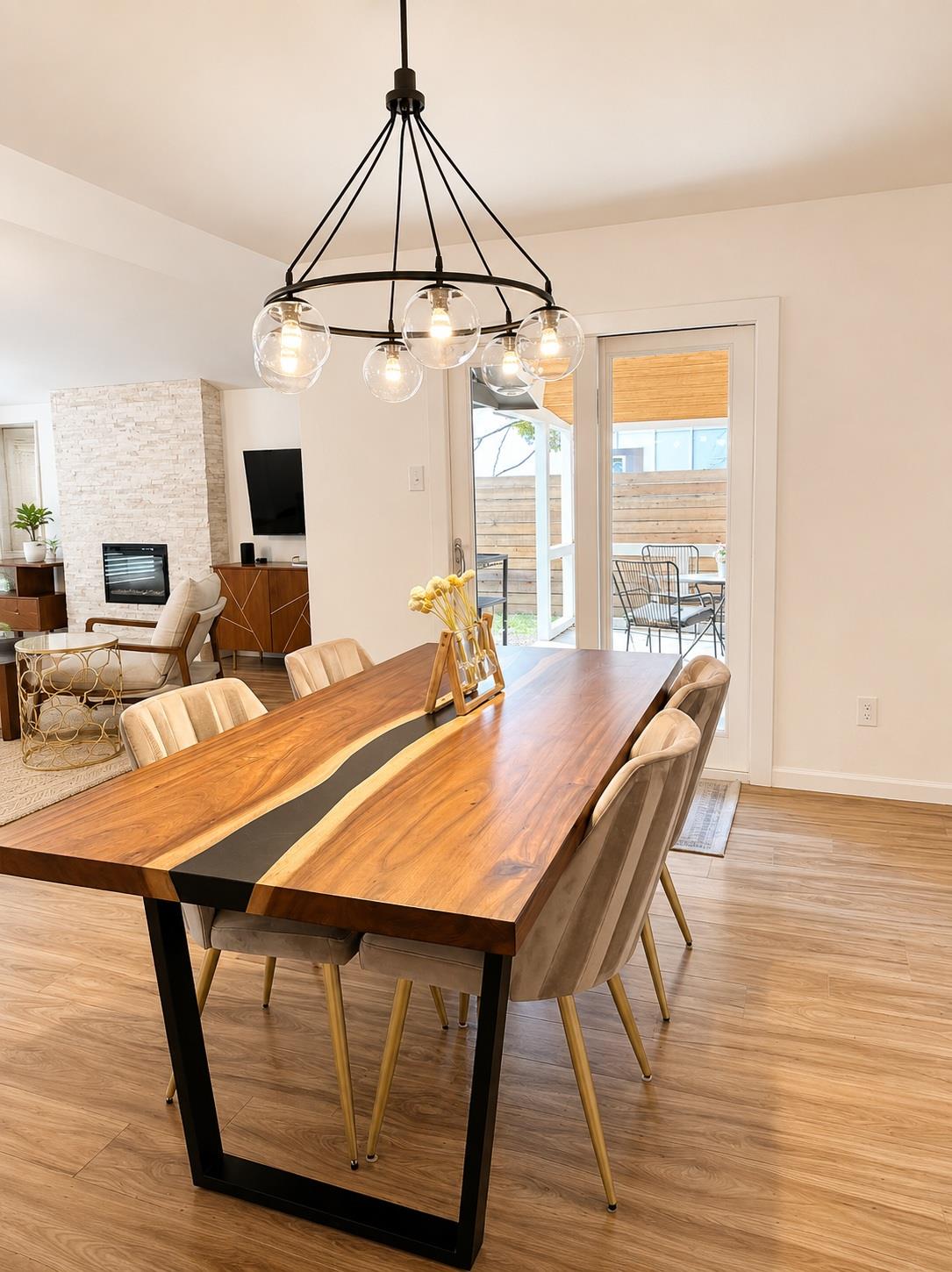 11004 Jordan LN — photo 5