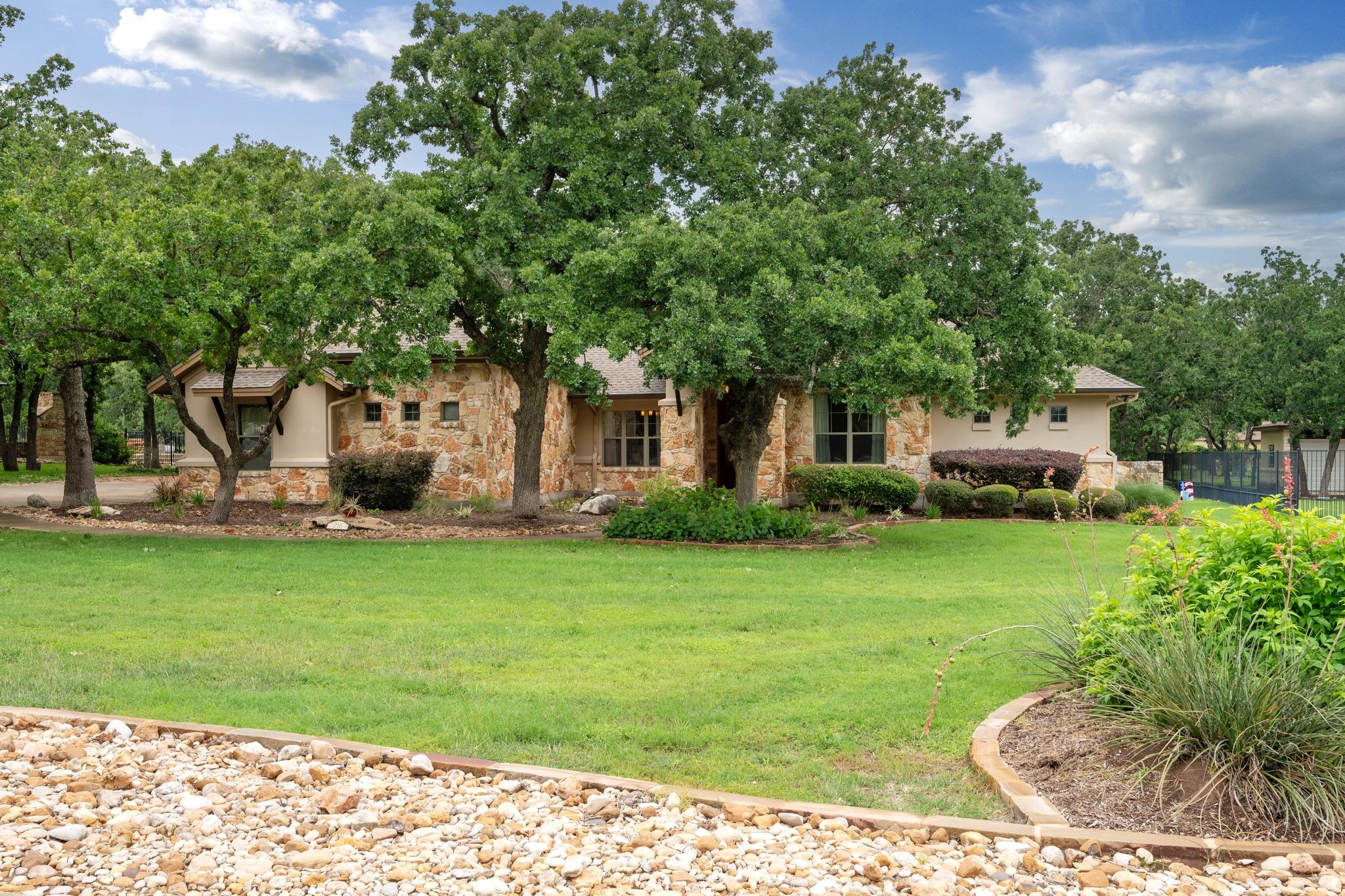 216 Independence DR — photo 3