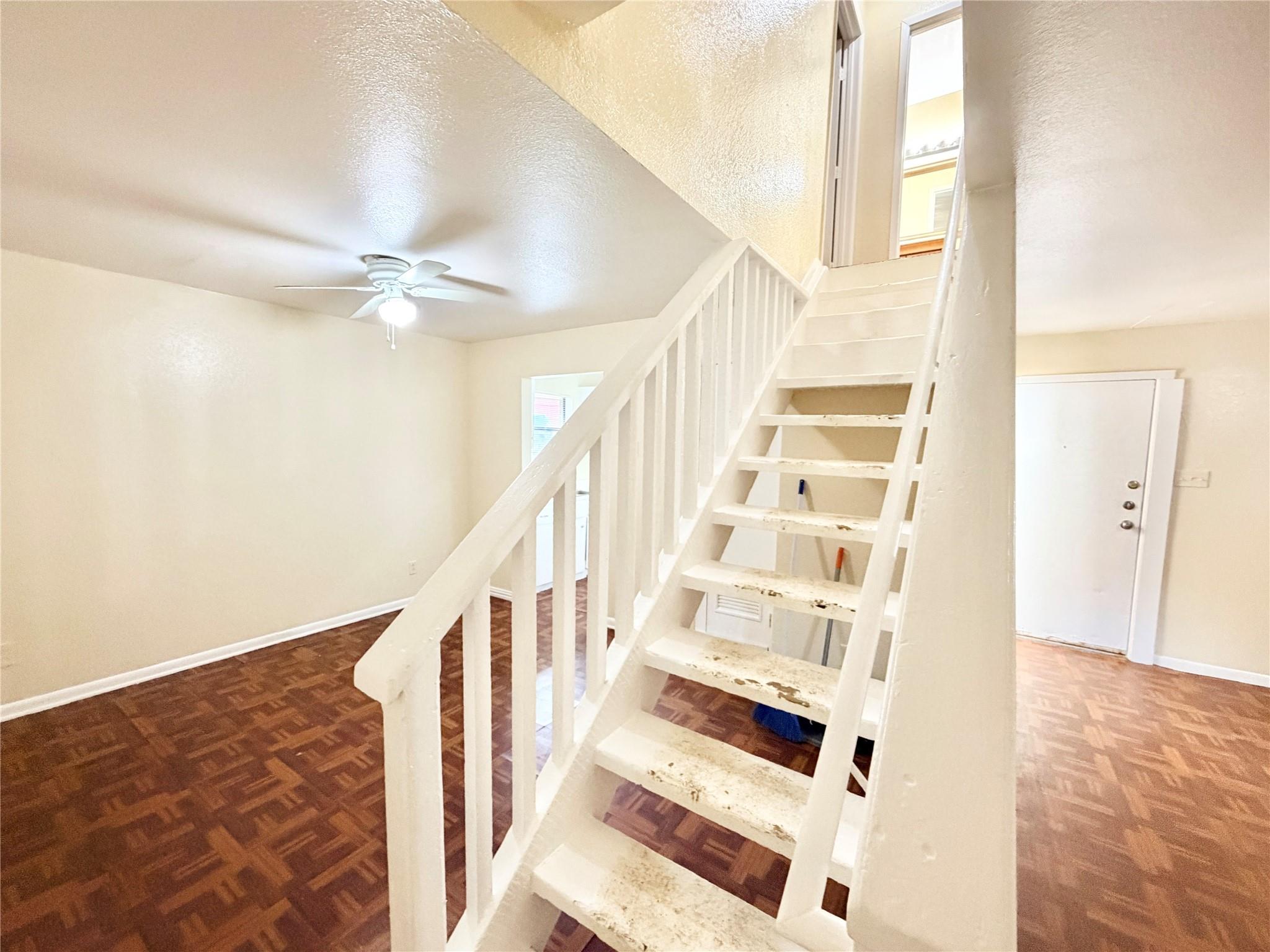 6257 Manor RD #B — photo 4