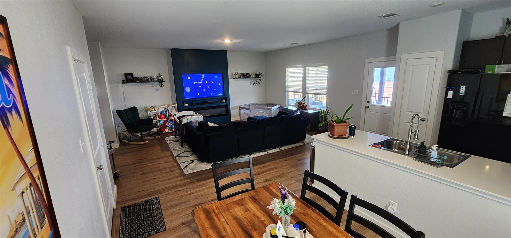 209 Standing Rock Ln LN — photo 4