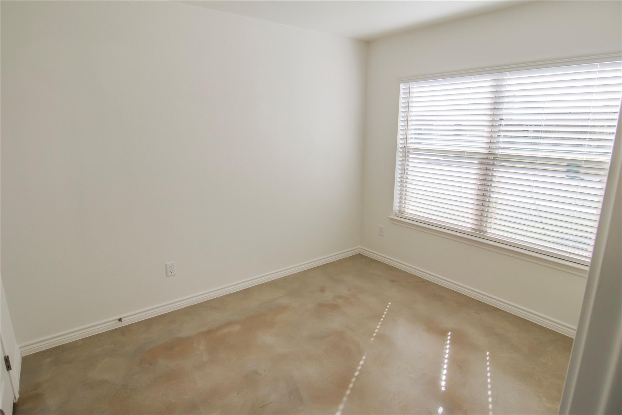 1261 Lehmann DR #B — photo 5