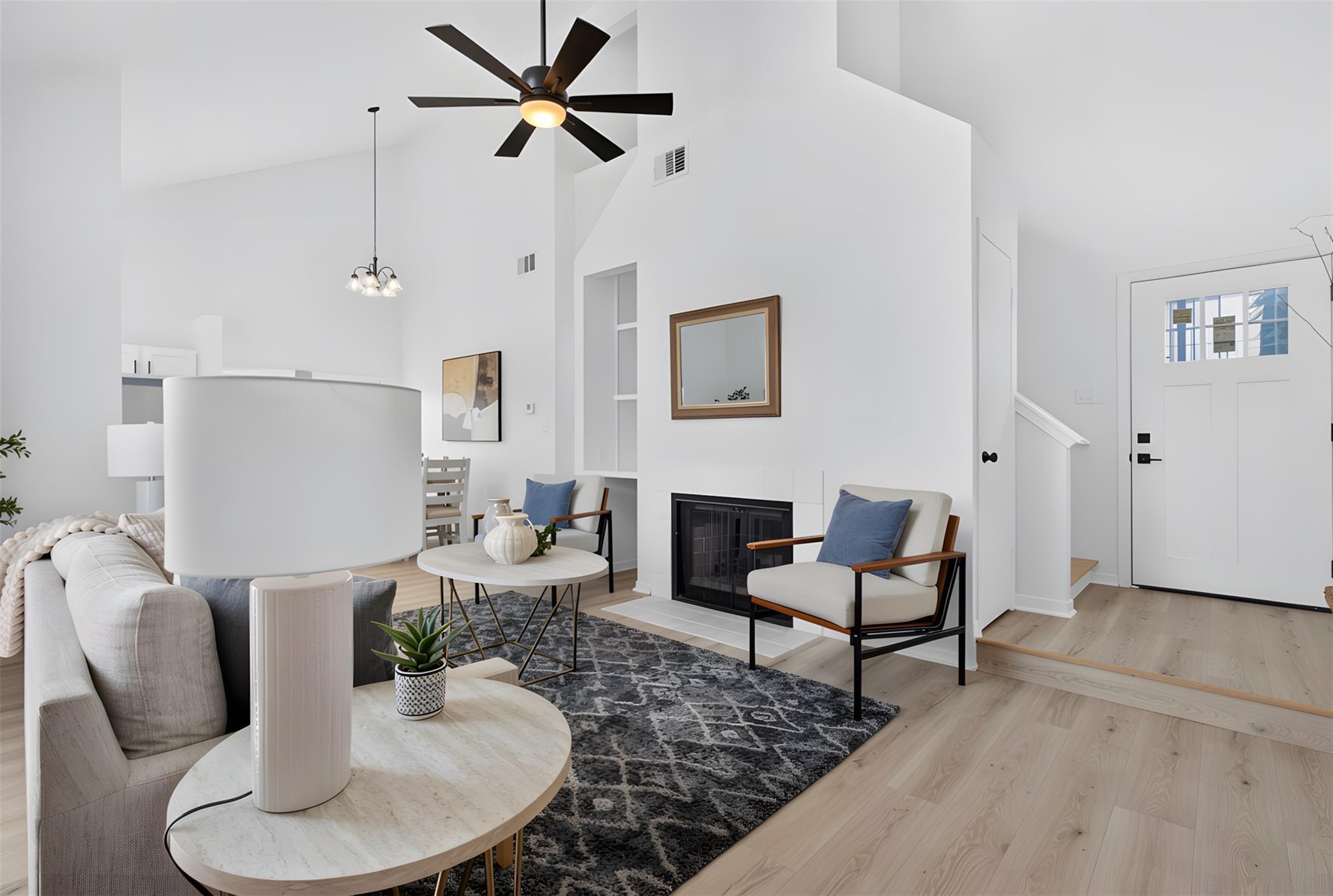 923 41st ST #201 — photo 3