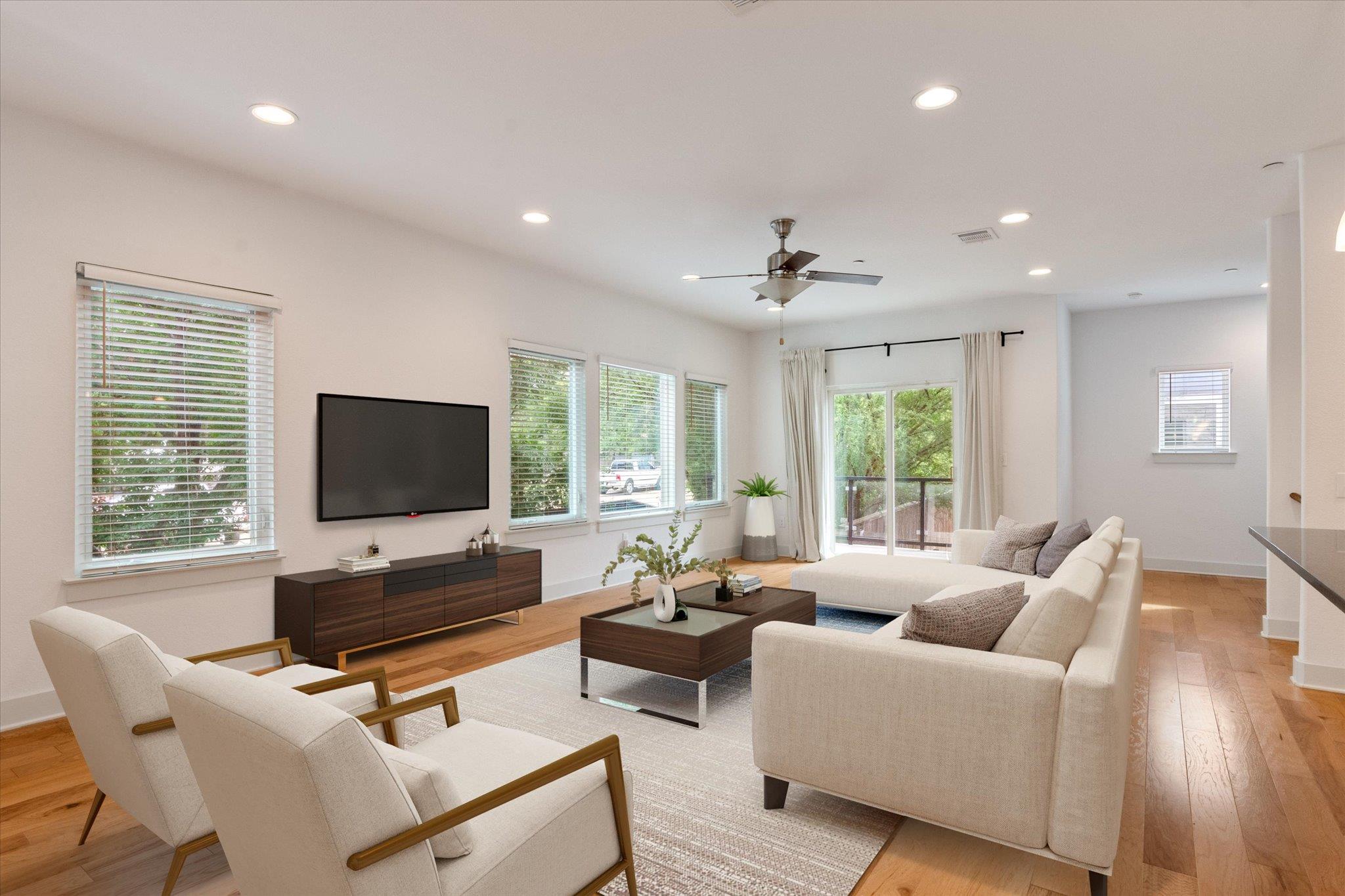 7209 Bassett CT — photo 4