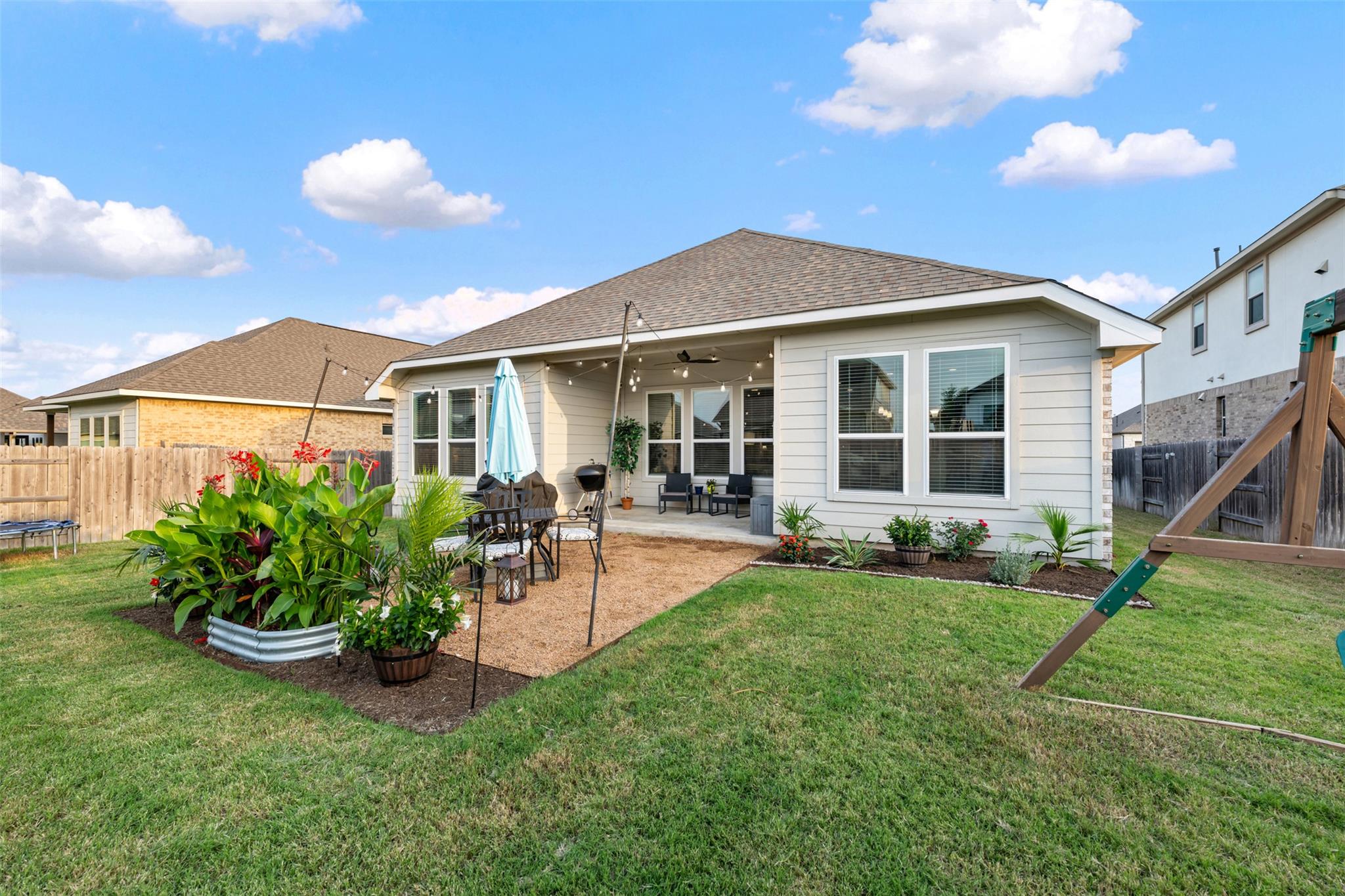 4420 Jackies DR — photo 4