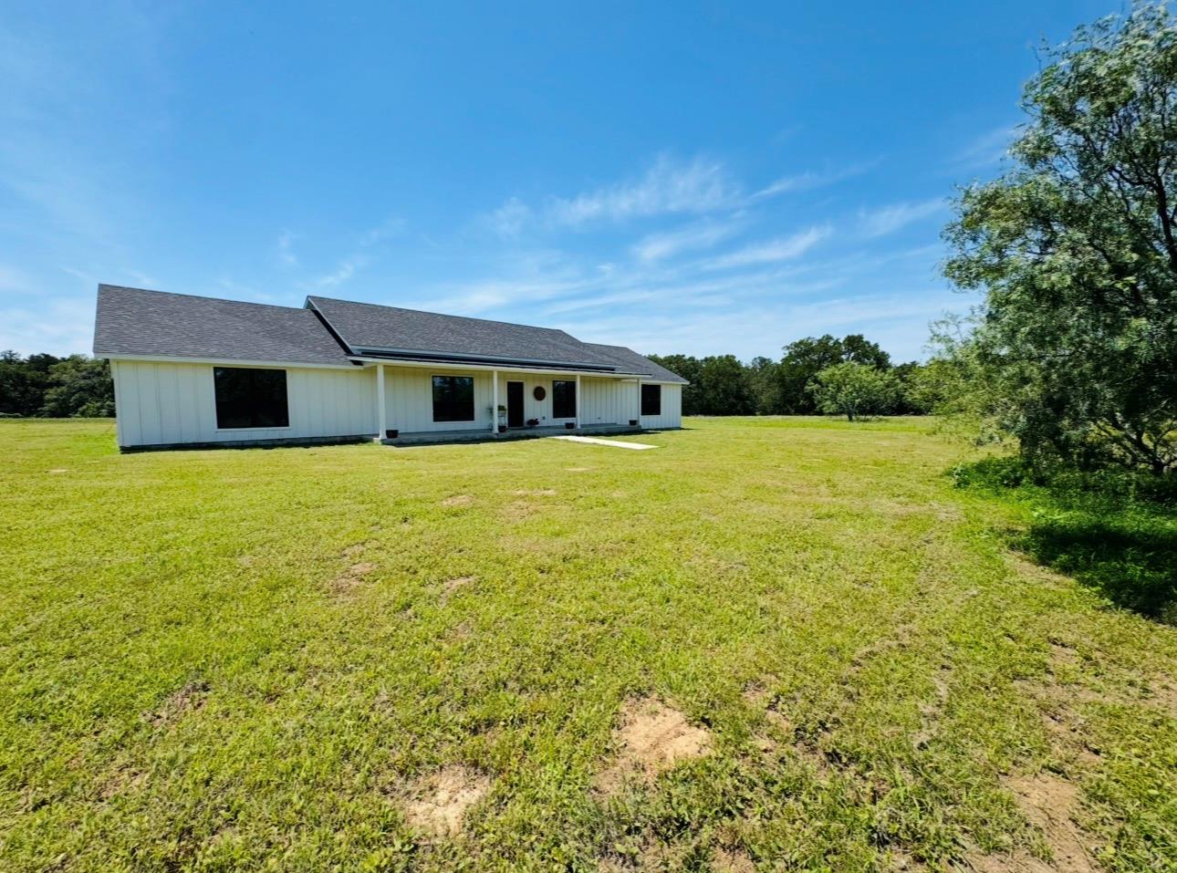 1294 Private Road 7037 — photo 5