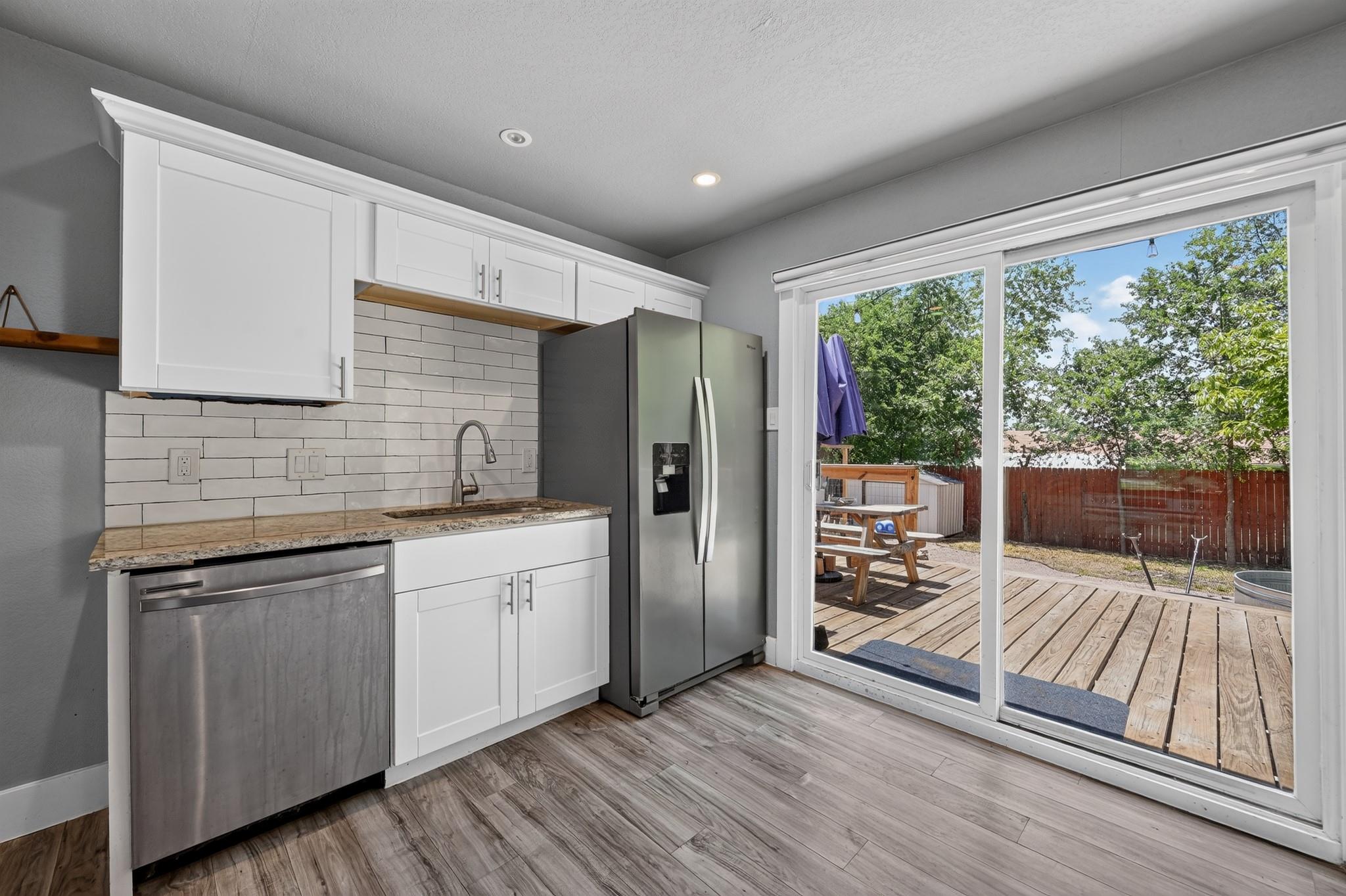2321 Lakehurst DR — photo 4