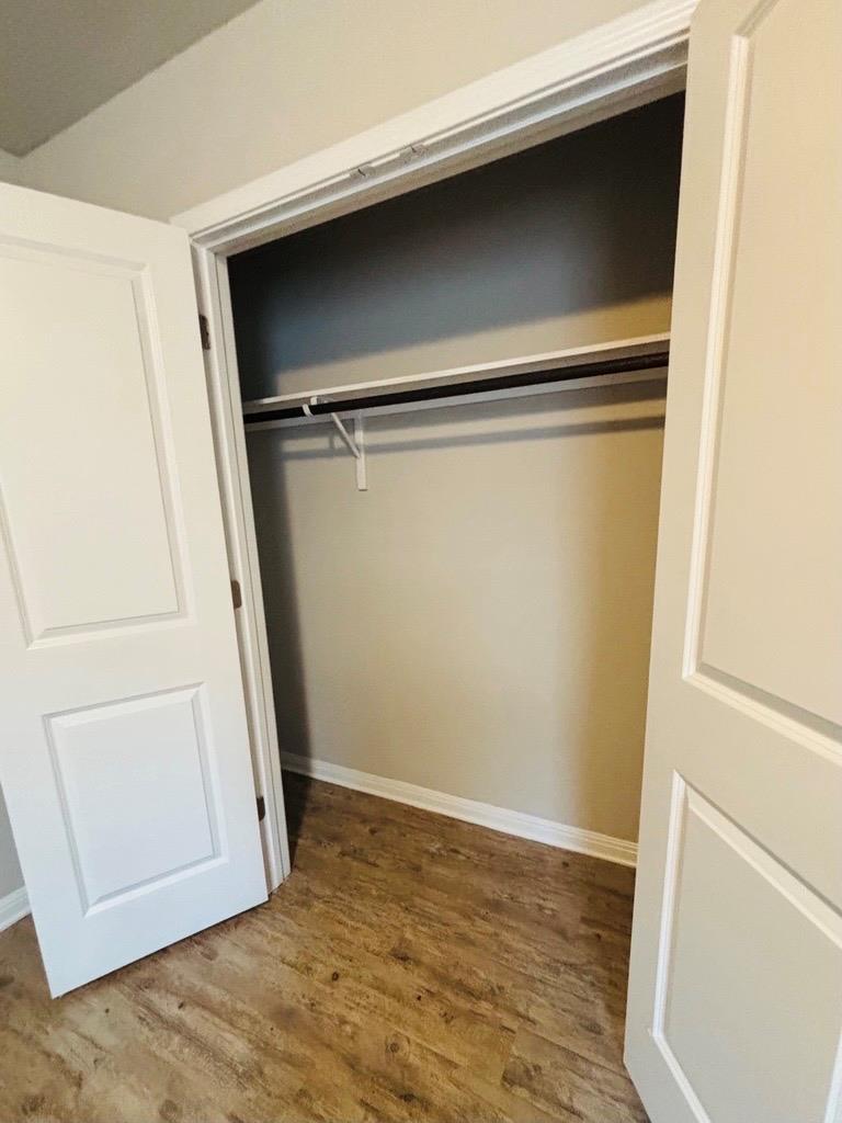 1414 Walden Pond DR — photo 5