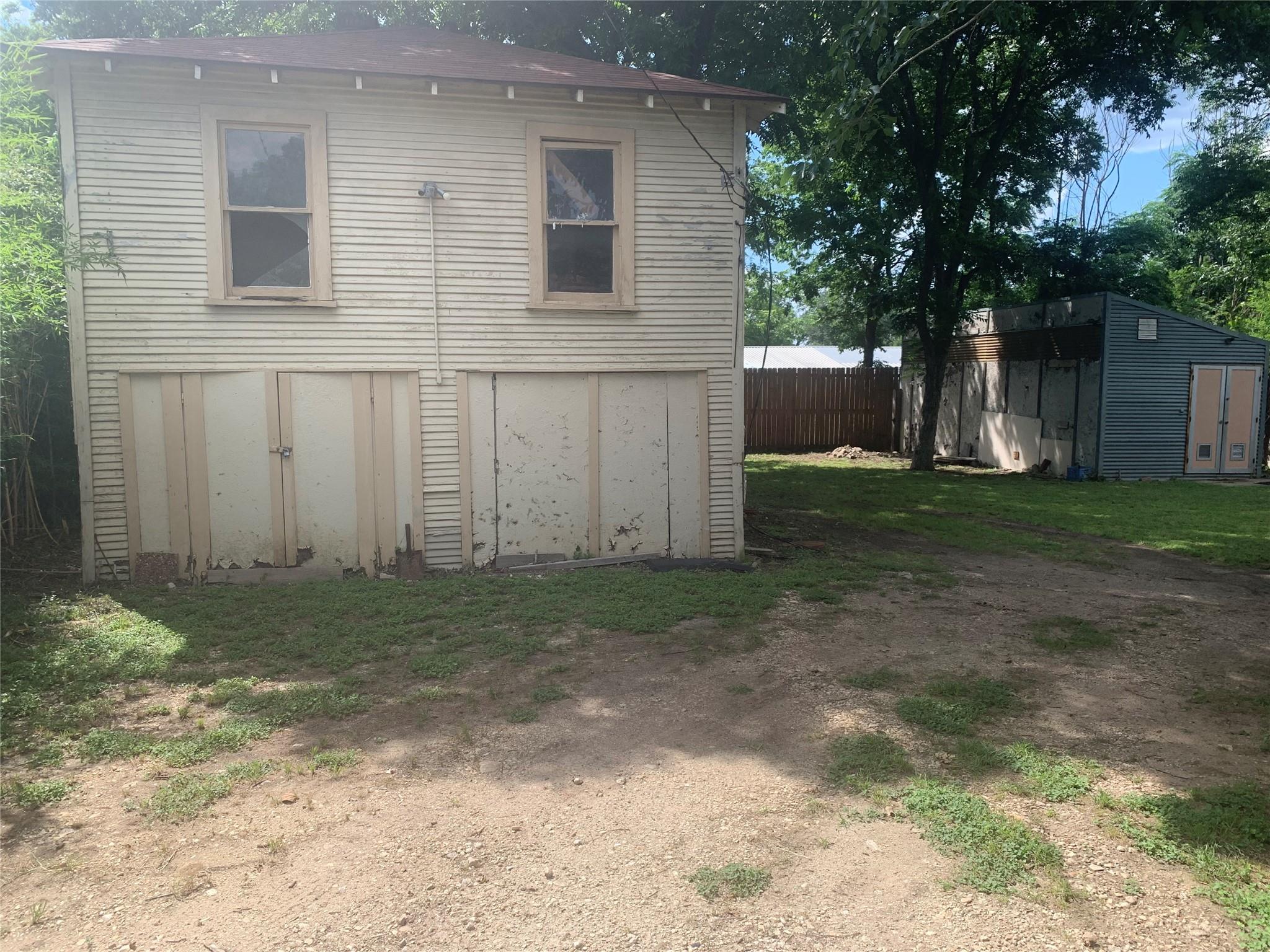 4204 Clawson RD — photo 3