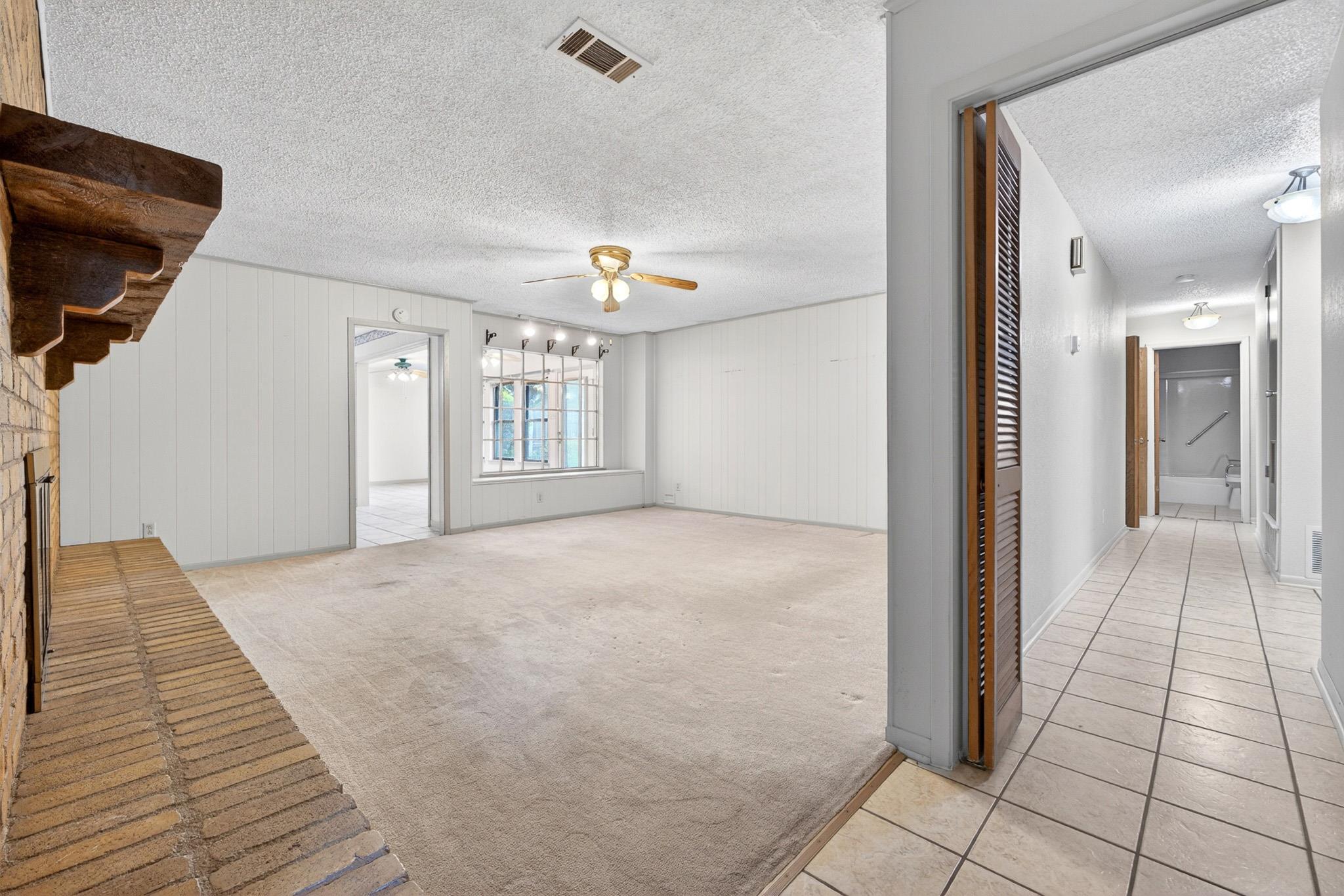 605 Mary Jane DR — photo 3