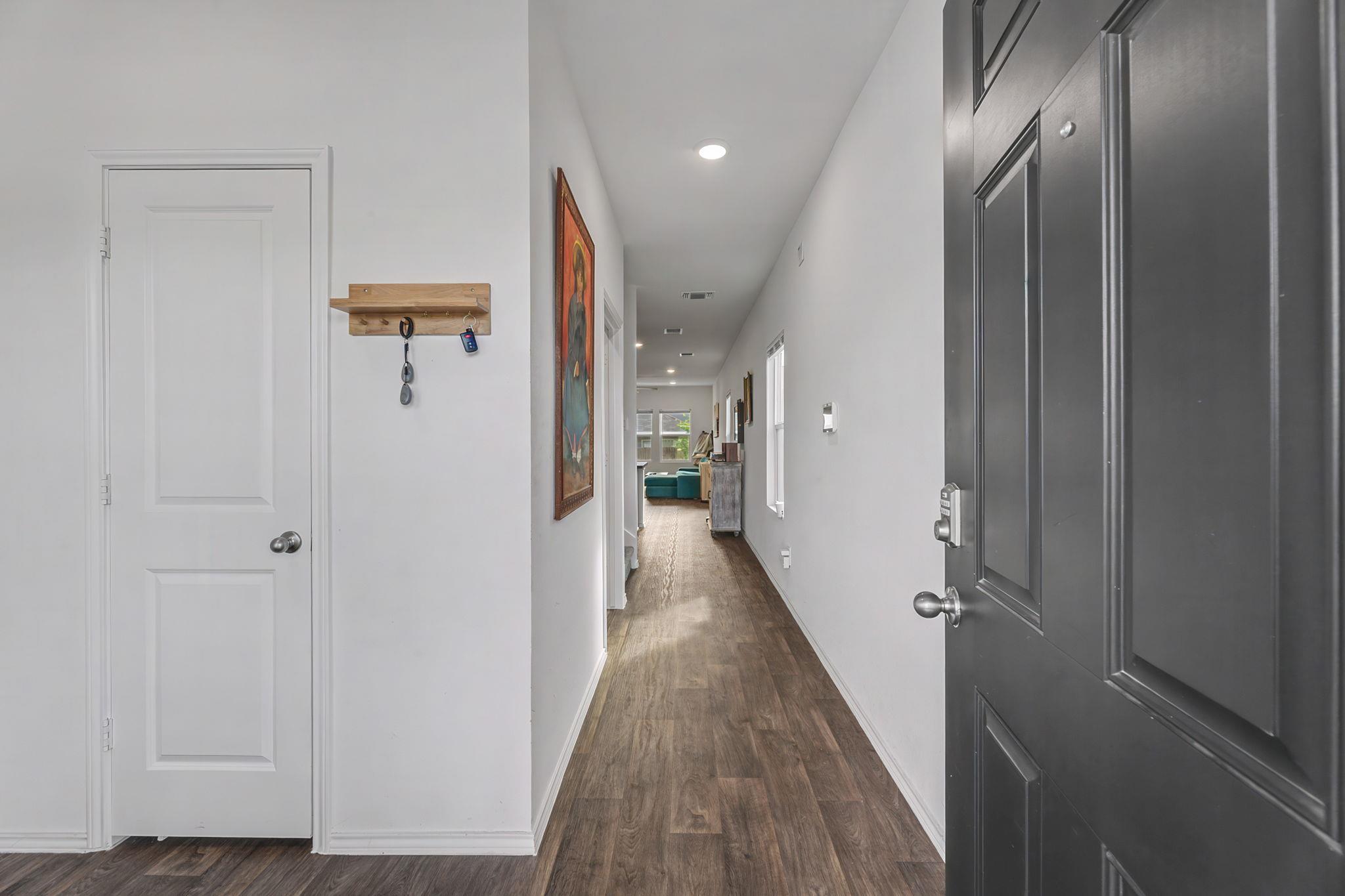 209 Ehrlich ST — photo 5