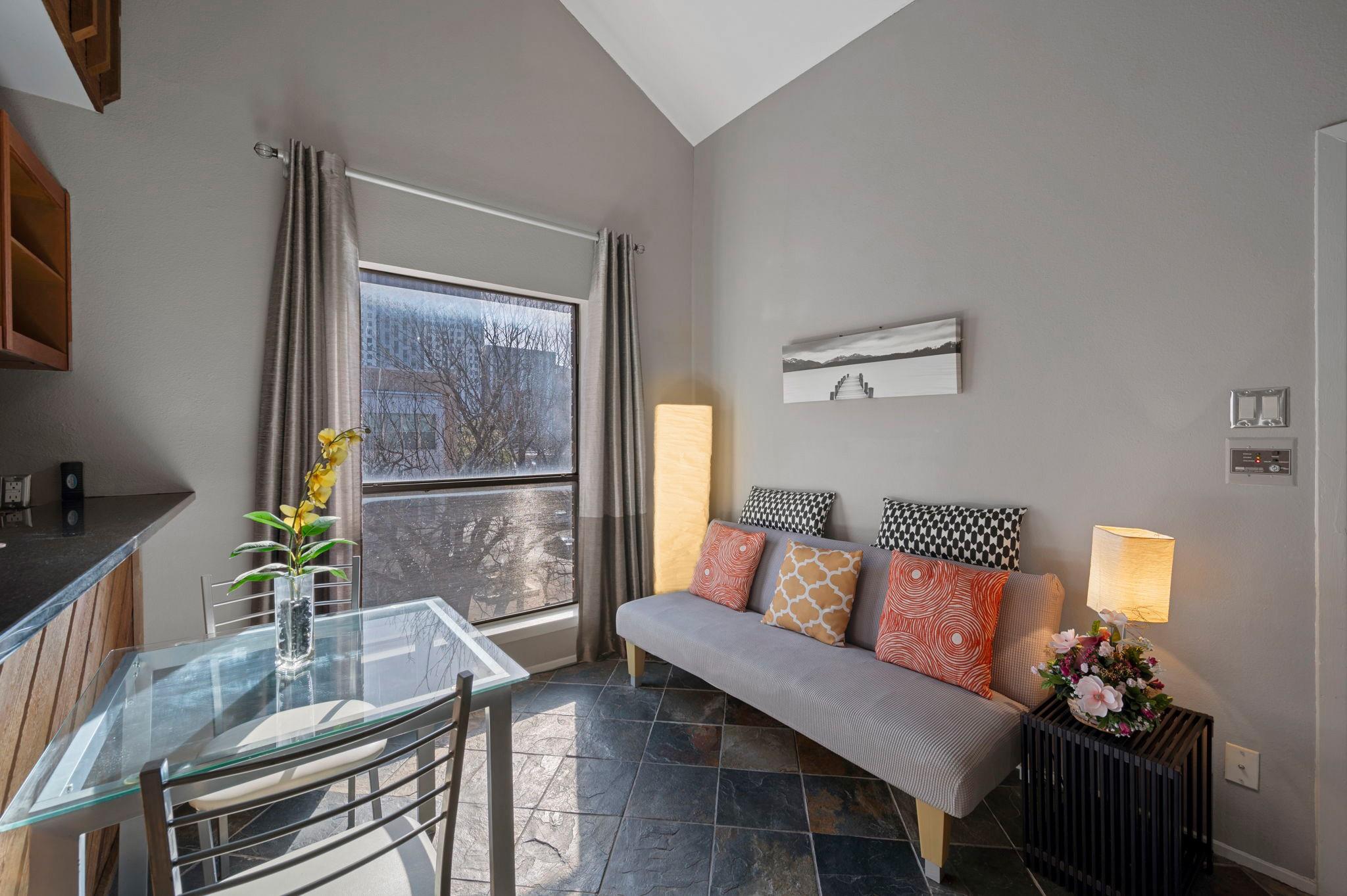 2210 Pearl ST #301 — photo 3