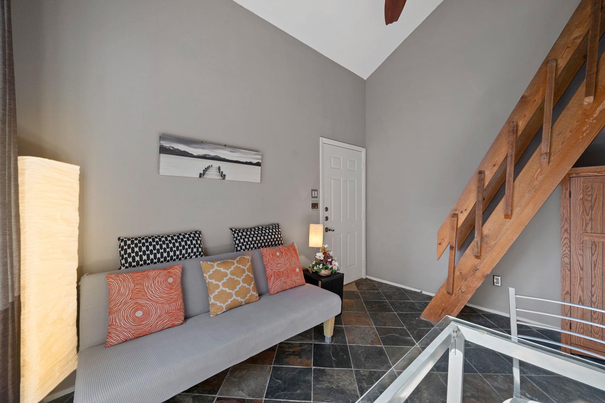 2210 Pearl ST #301 — photo 5
