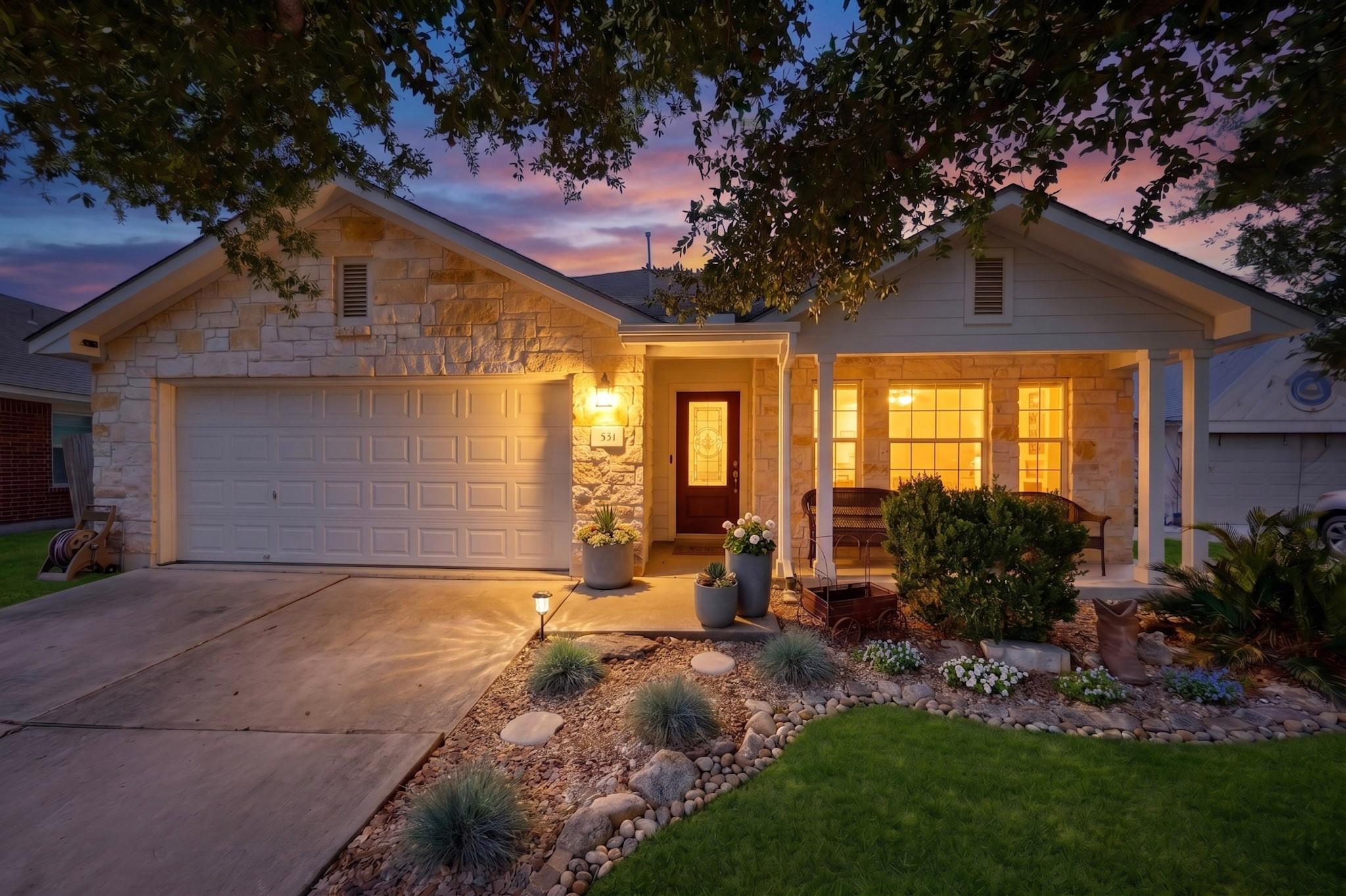 531 Goldenrod ST — photo 3