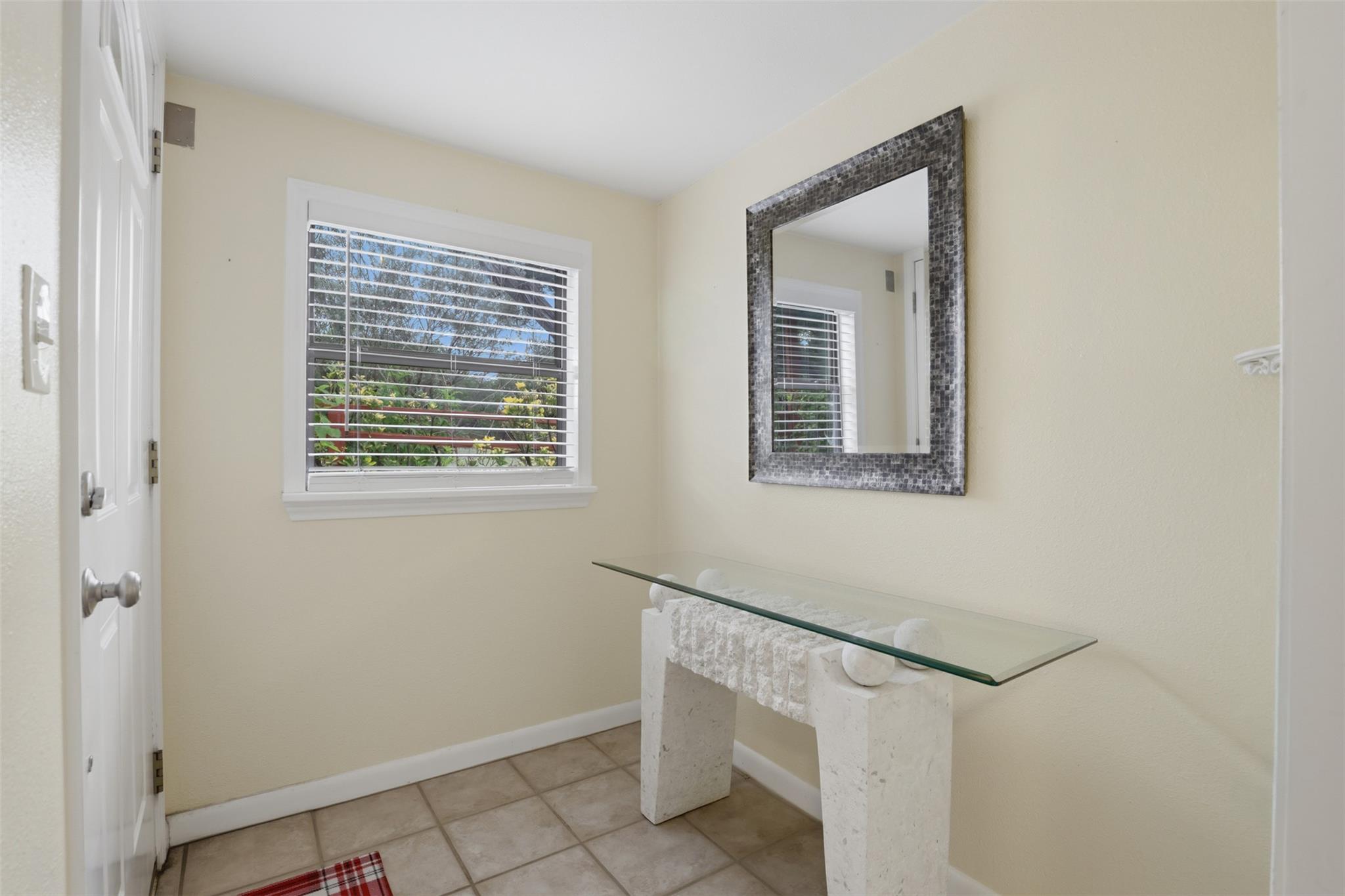 27600 Fm-1431 — photo 5