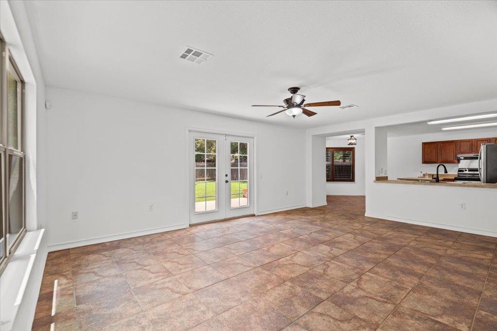 4600 Cottonwood ST — photo 5