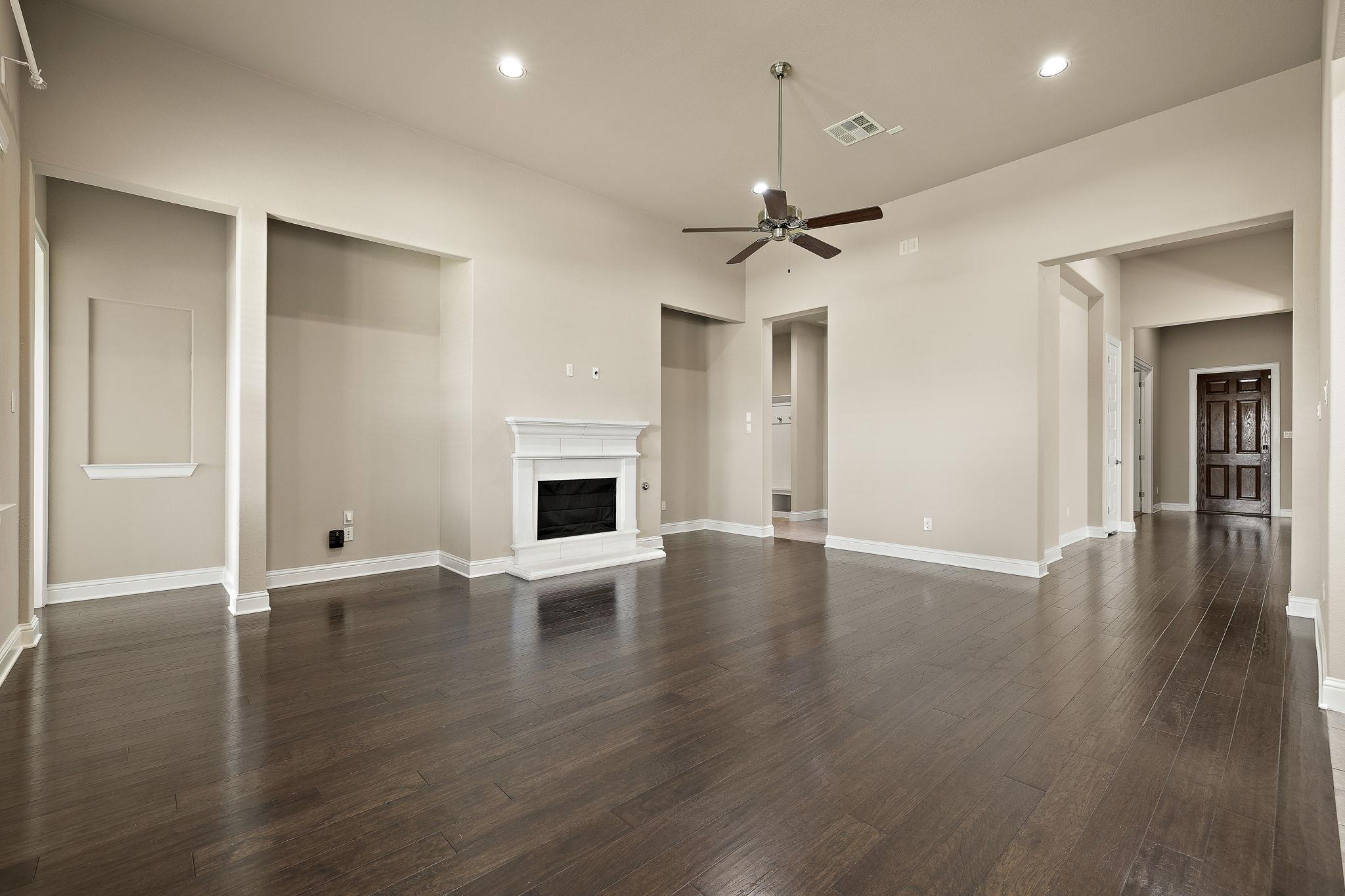 6901 Leonardo DR — photo 5